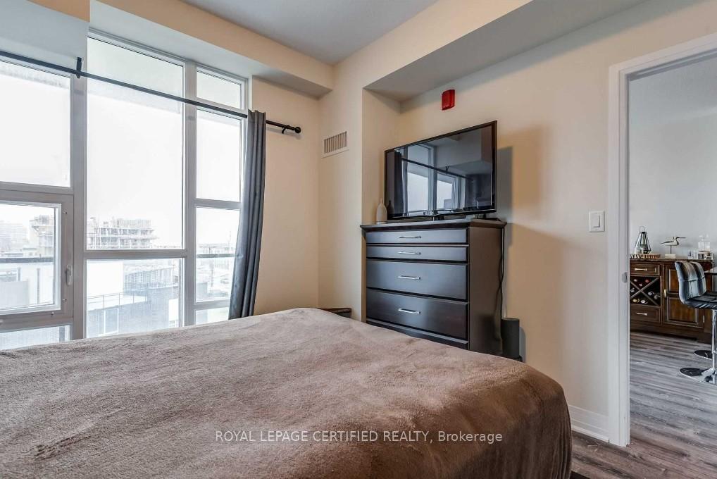 Photo 8 of Unit 407, 10 Concord Place, Grimsby, Grimsby Beach — HOMEH
