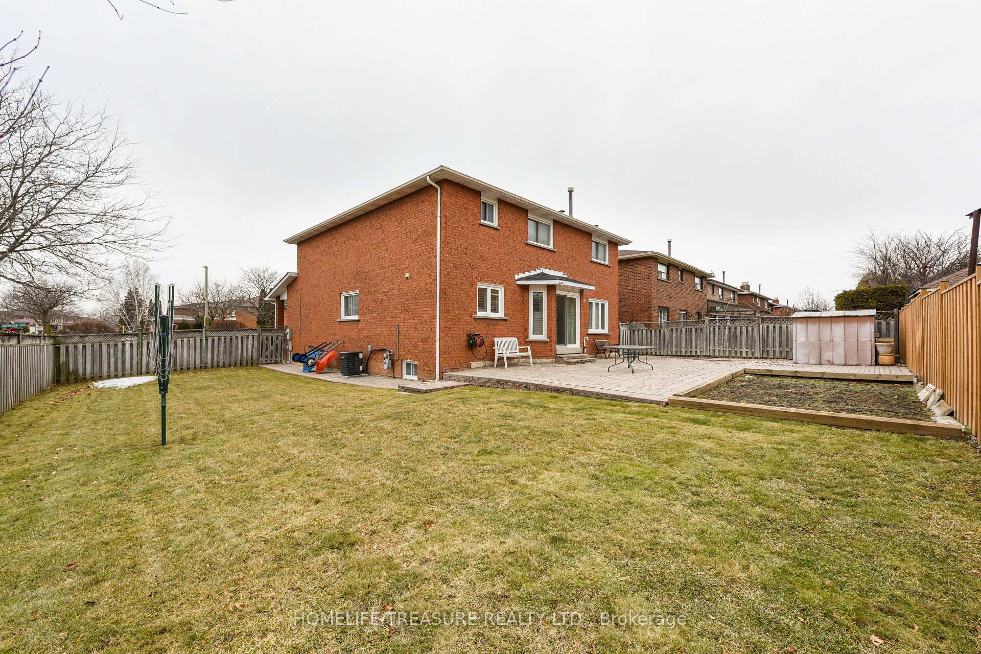 Photo 23 of 527 Aberdeen Avenue, Vaughan, East Woodbridge — HOMEH