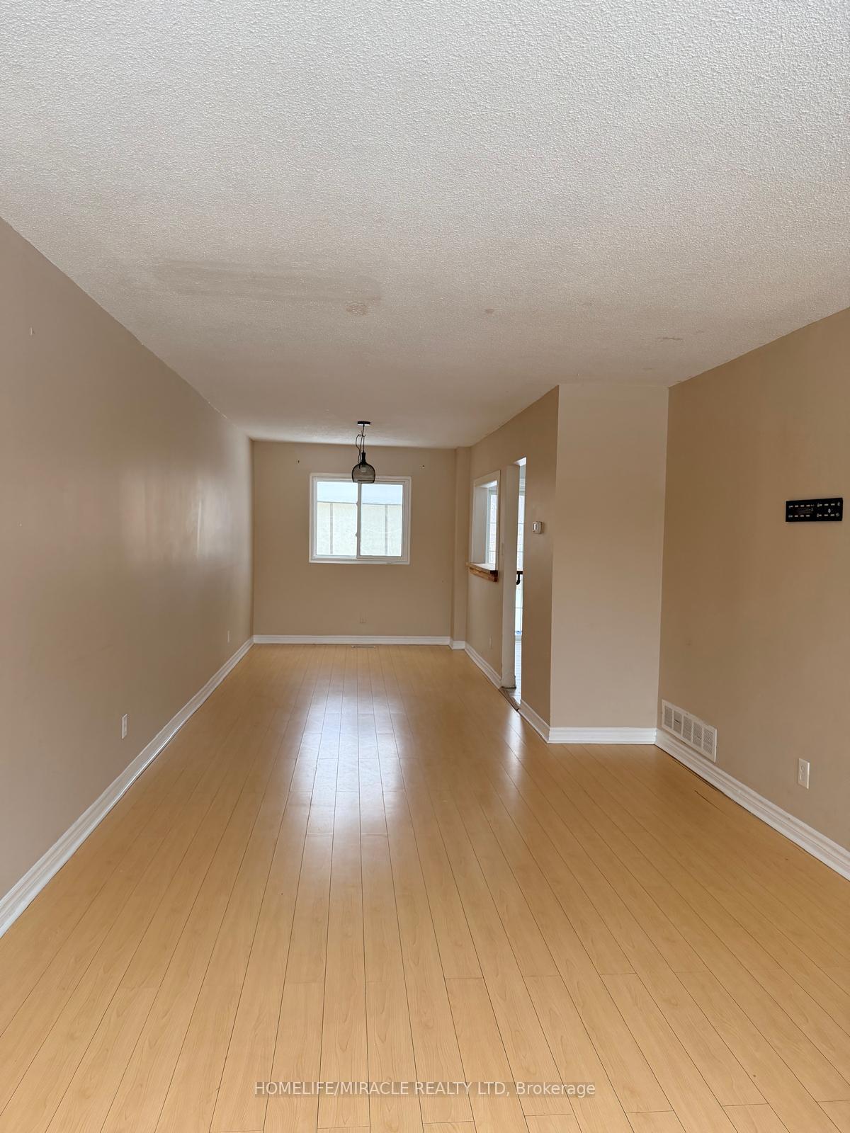 Photo 32 of 1391 Fenelon Crescent, Oshawa, Lakeview — HOMEH