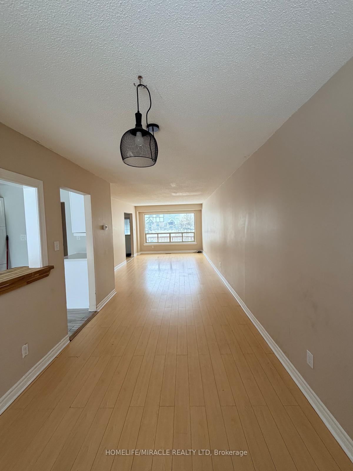 Photo 6 of 1391 Fenelon Crescent, Oshawa, Lakeview — HOMEH