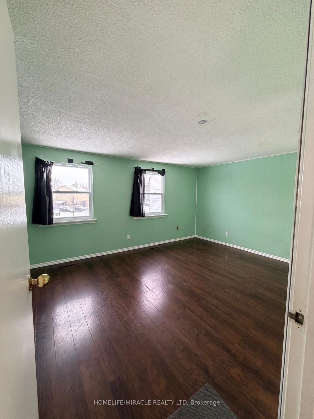 Photo 22 of 1391 Fenelon Crescent, Oshawa, Lakeview — HOMEH