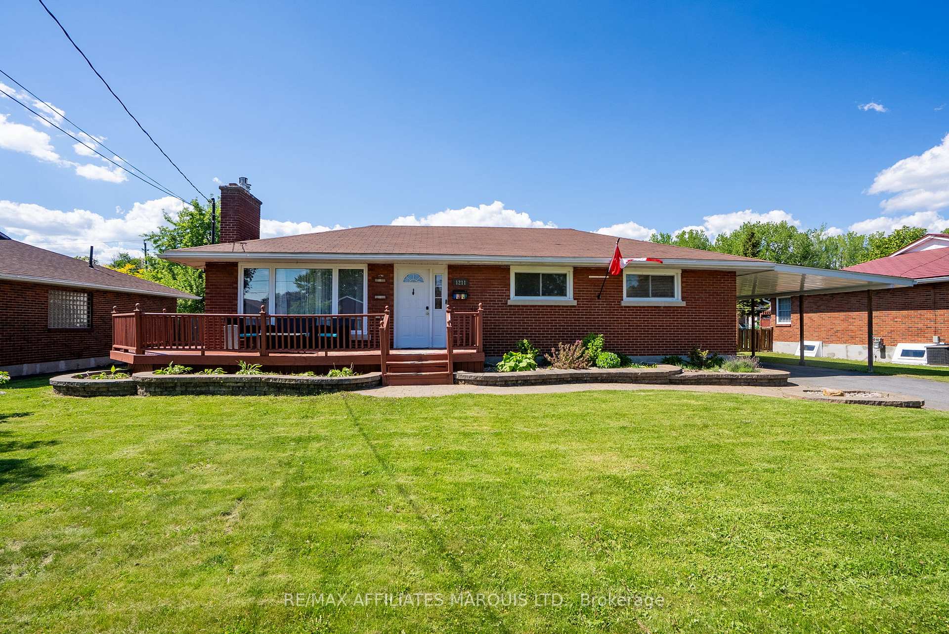 Photo 1 of 1211 Princess Street, Cornwall — HOMEH