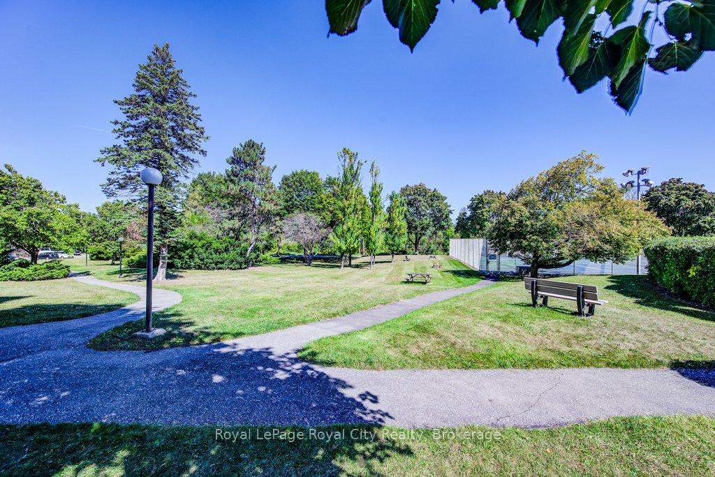 Photo 5 of Unit 602, 19 Woodlawn Road E, Guelph, Riverside Park — HOMEH