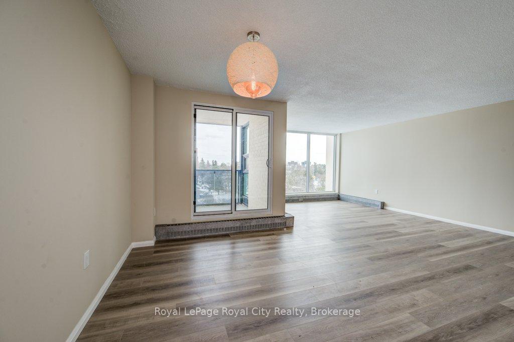 Photo 32 of Unit 602, 19 Woodlawn Road E, Guelph, Riverside Park — HOMEH