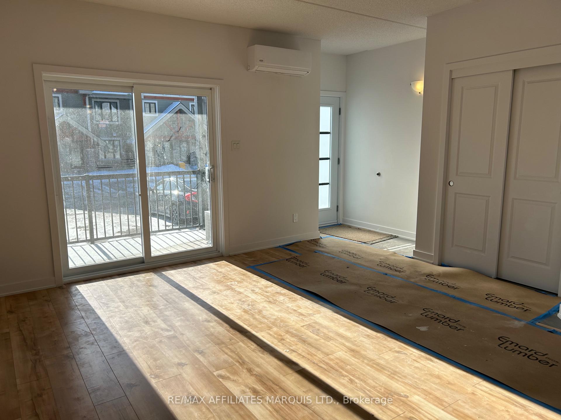 Photo 4 of Unit 212, 229 Water Street E, Cornwall — HOMEH
