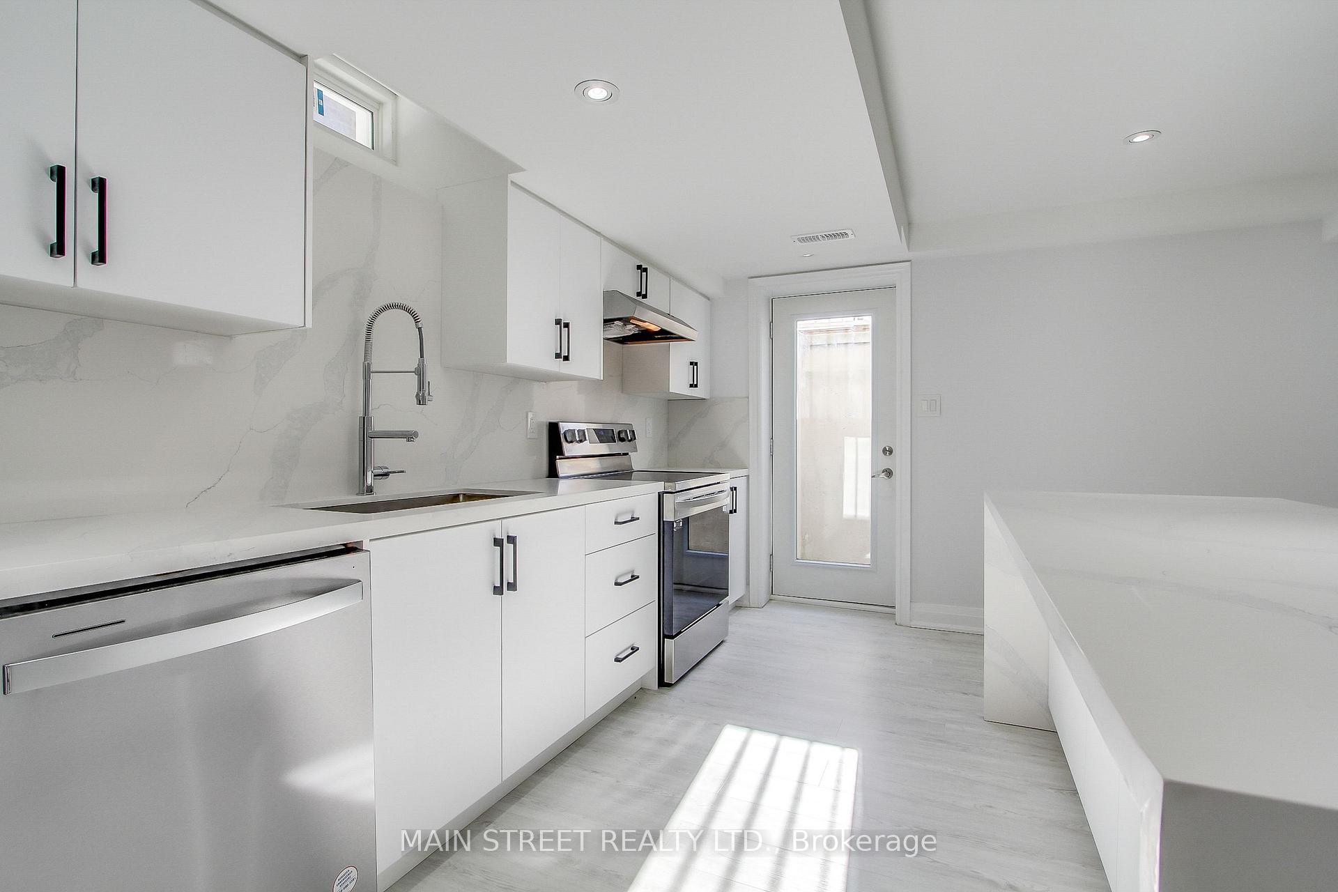Photo 1 of 93 Haskins Crescent, Georgina, Keswick South — HOMEH