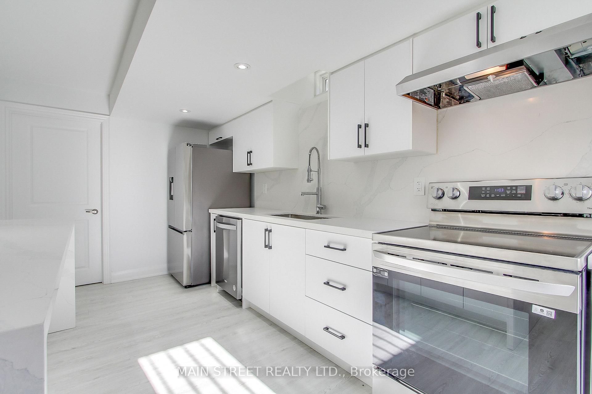 Photo 5 of 93 Haskins Crescent, Georgina, Keswick South — HOMEH