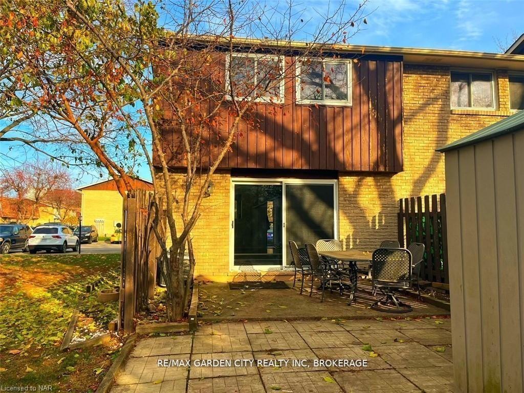 Photo 19 of Unit 53, 50 Lakeshore Road, St. Catharines, Lakeport — HOMEH