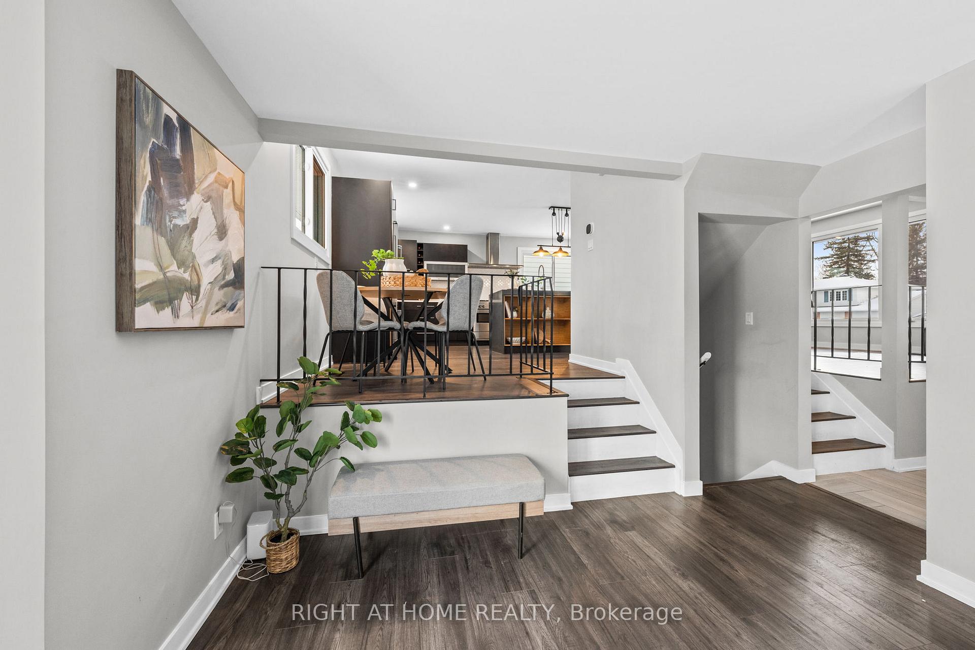 Photo 5 of 12 Butterfield Road, Ottawa, Munster — HOMEH