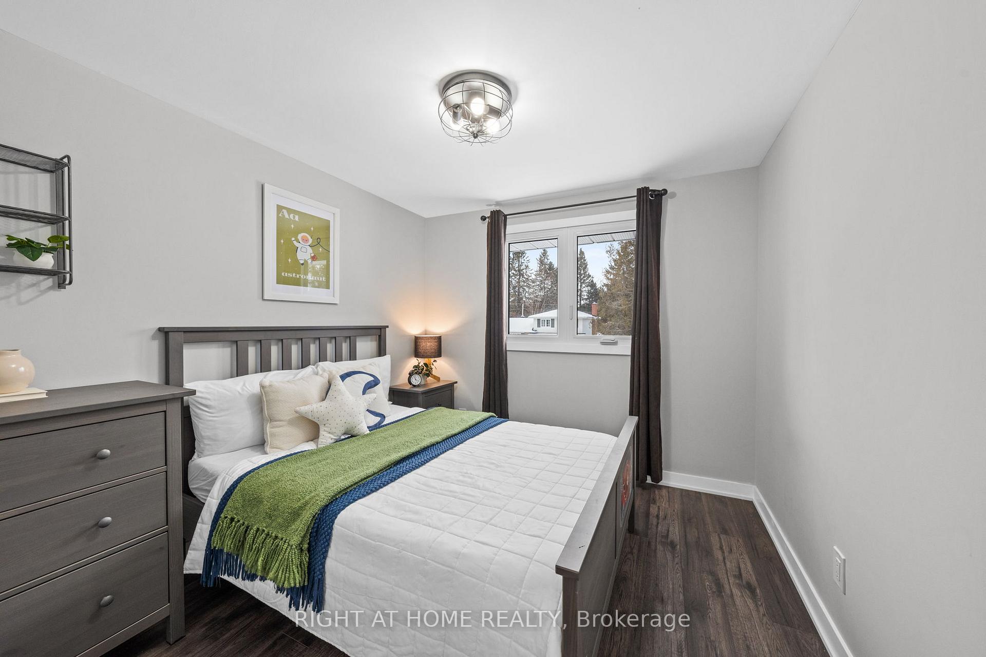 Photo 20 of 12 Butterfield Road, Ottawa, Munster — HOMEH
