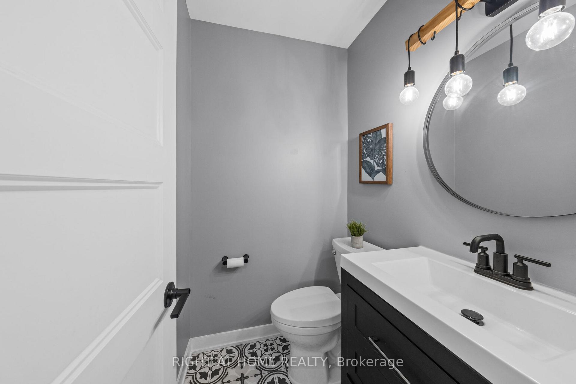 Photo 22 of 12 Butterfield Road, Ottawa, Munster — HOMEH