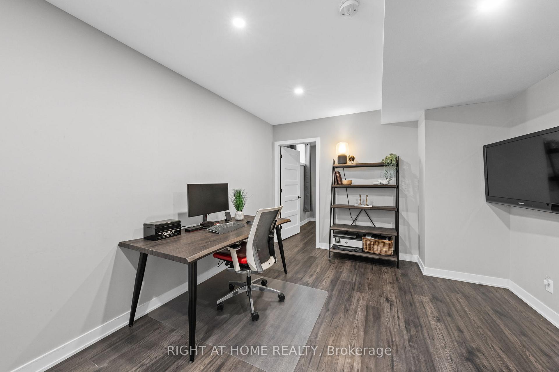 Photo 14 of 12 Butterfield Road, Ottawa, Munster — HOMEH