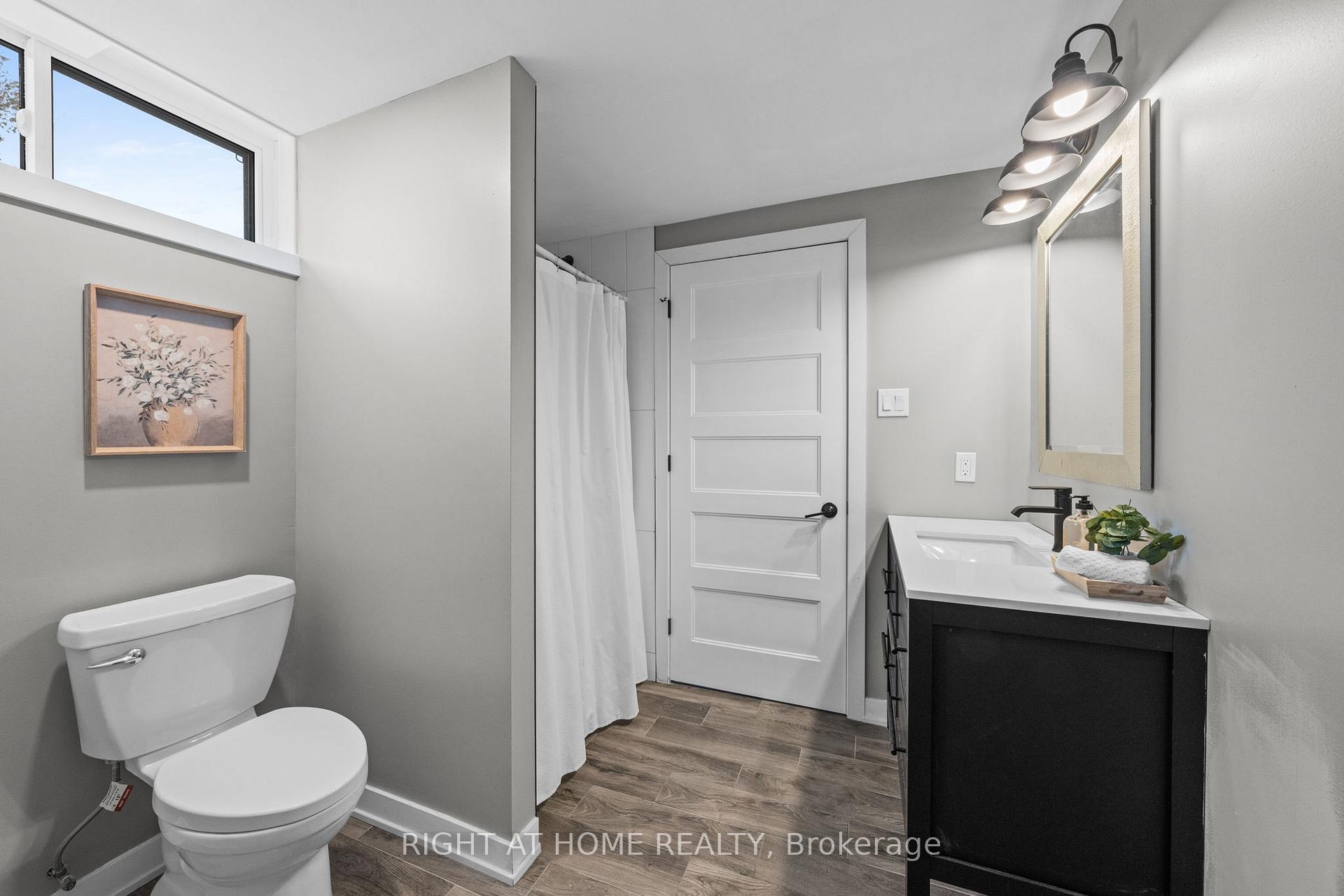 Photo 31 of 12 Butterfield Road, Ottawa, Munster — HOMEH
