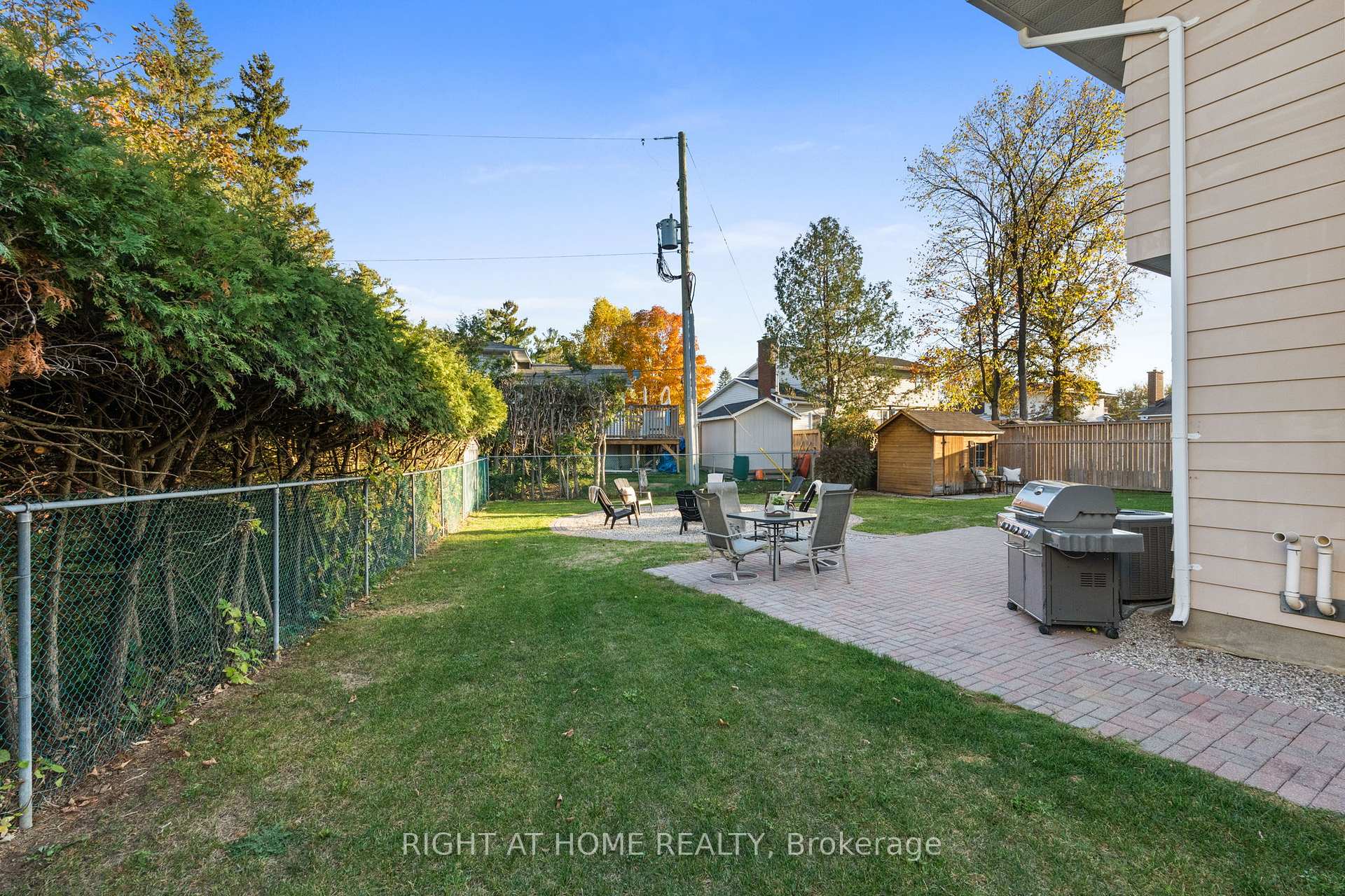 Photo 29 of 12 Butterfield Road, Ottawa, Munster — HOMEH