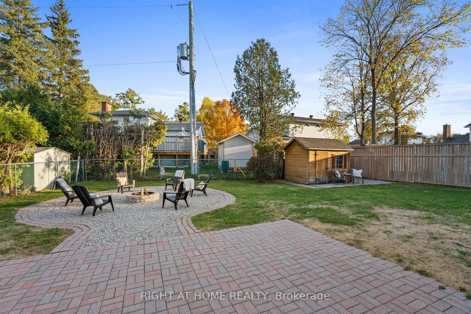 Photo 35 of 12 Butterfield Road, Ottawa, Munster — HOMEH