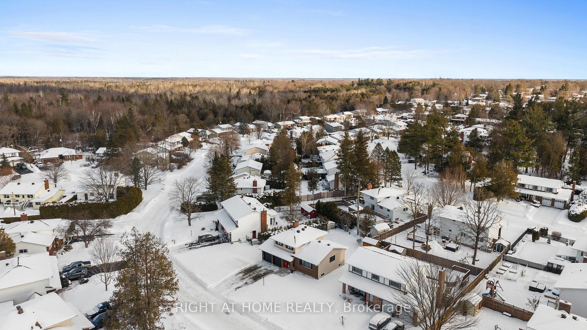Photo 42 of 12 Butterfield Road, Ottawa, Munster — HOMEH