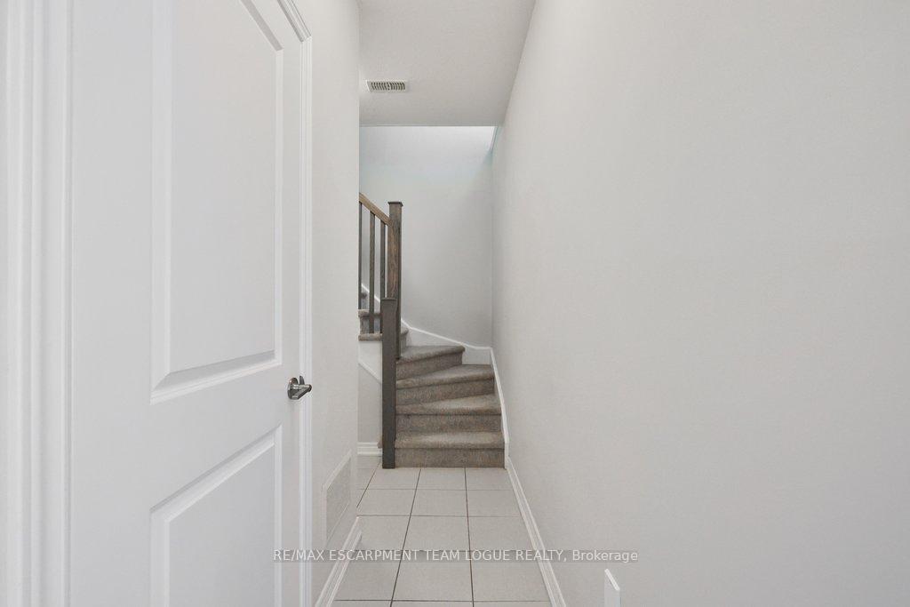 Photo 8 of Unit 29, 288 Glover Road, Hamilton, Fruitland — HOMEH