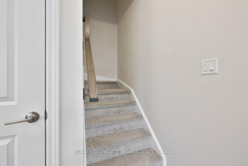 Photo 11 of Unit 29, 288 Glover Road, Hamilton, Fruitland — HOMEH