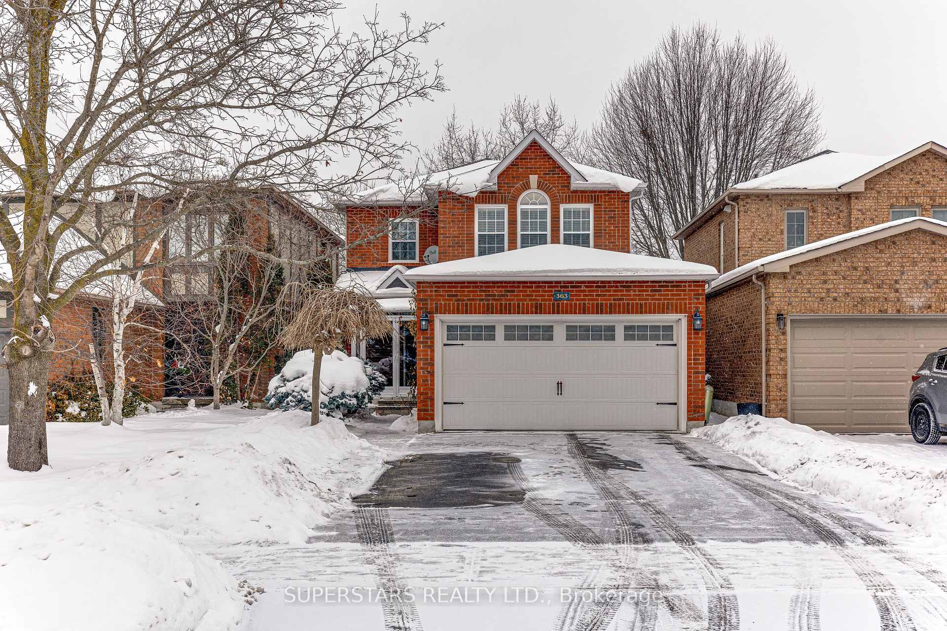 Photo 6 of 363 Pickering Crescent, Newmarket, Gorham-College Manor — HOMEH