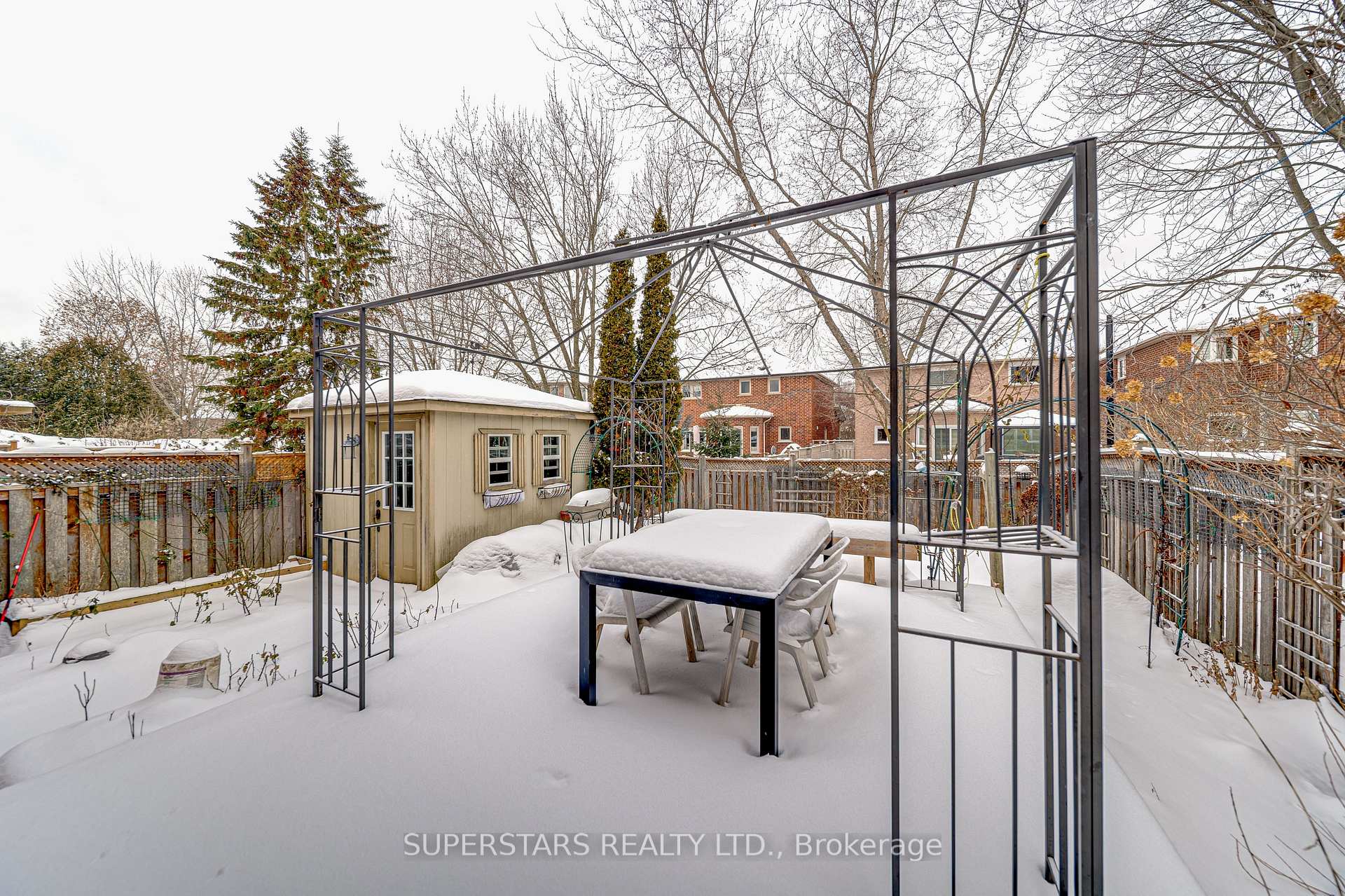 Photo 29 of 363 Pickering Crescent, Newmarket, Gorham-College Manor — HOMEH