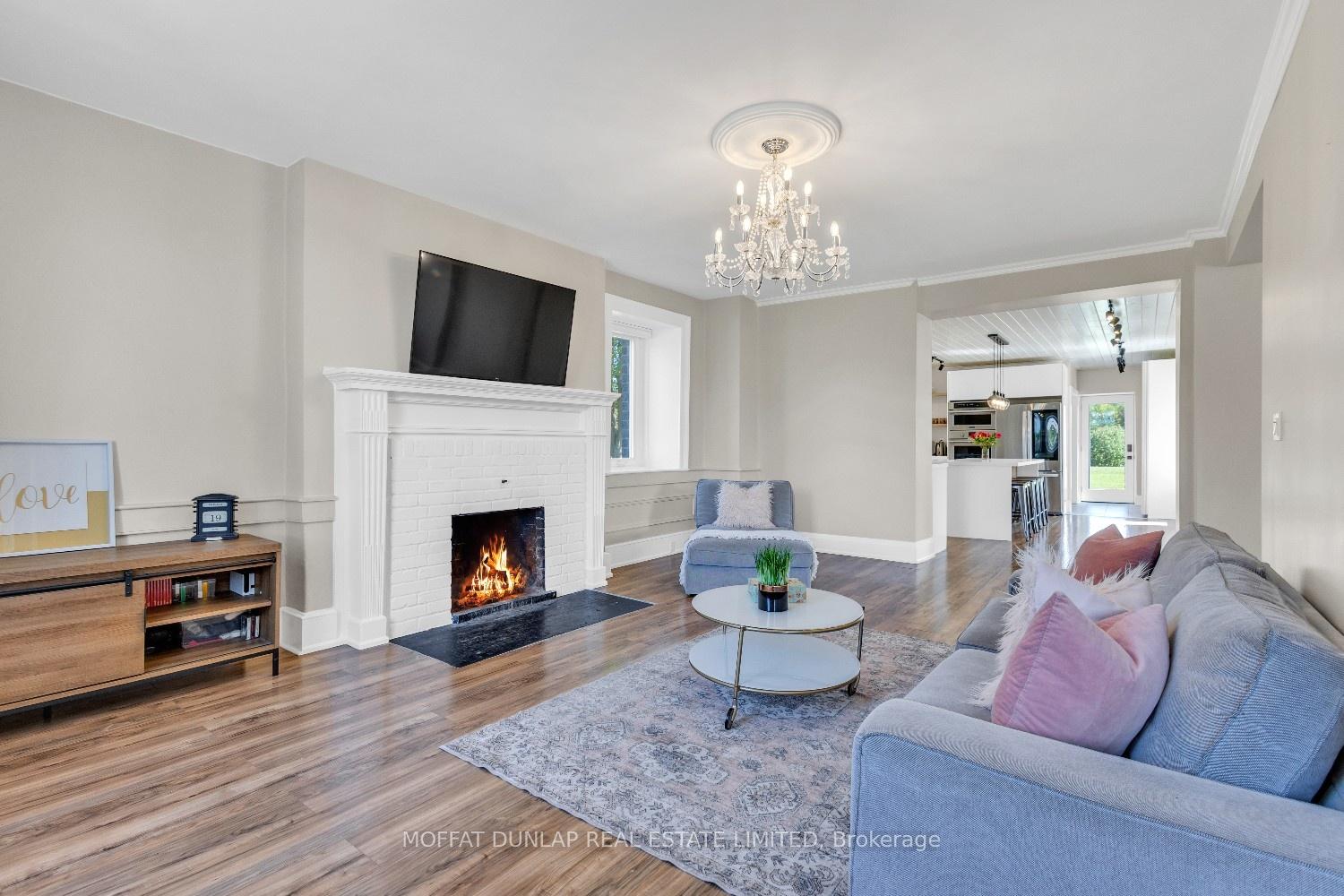 Photo 4 of 18161 Heart Lake Road, Caledon, Rural Caledon — HOMEH