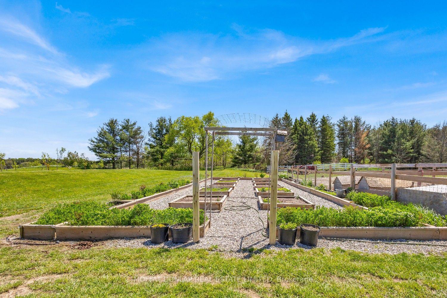 Photo 21 of 18161 Heart Lake Road, Caledon, Rural Caledon — HOMEH