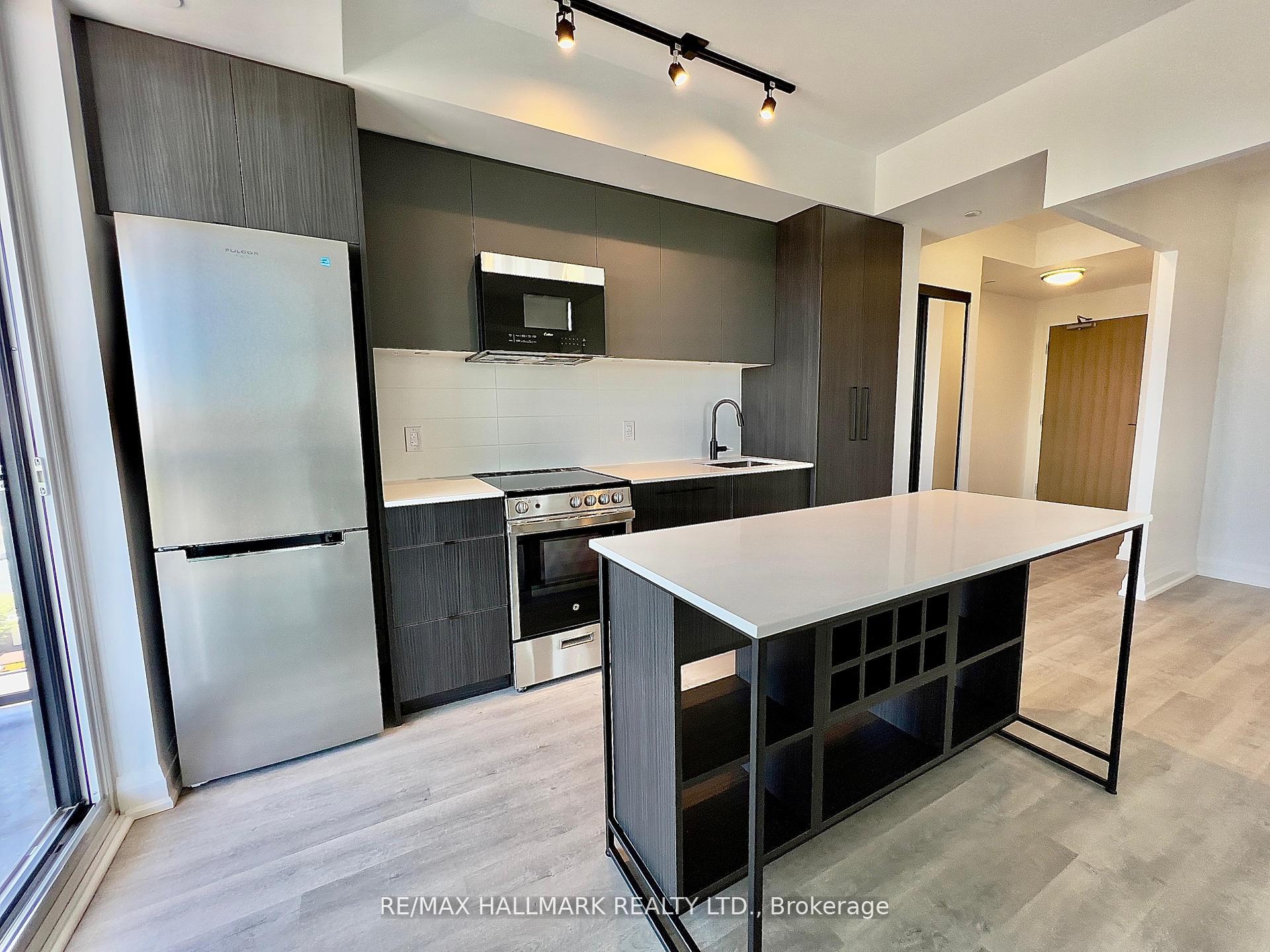 Photo 2 of Unit 905, 2369 Danforth Avenue, Toronto, East End-Danforth — HOMEH