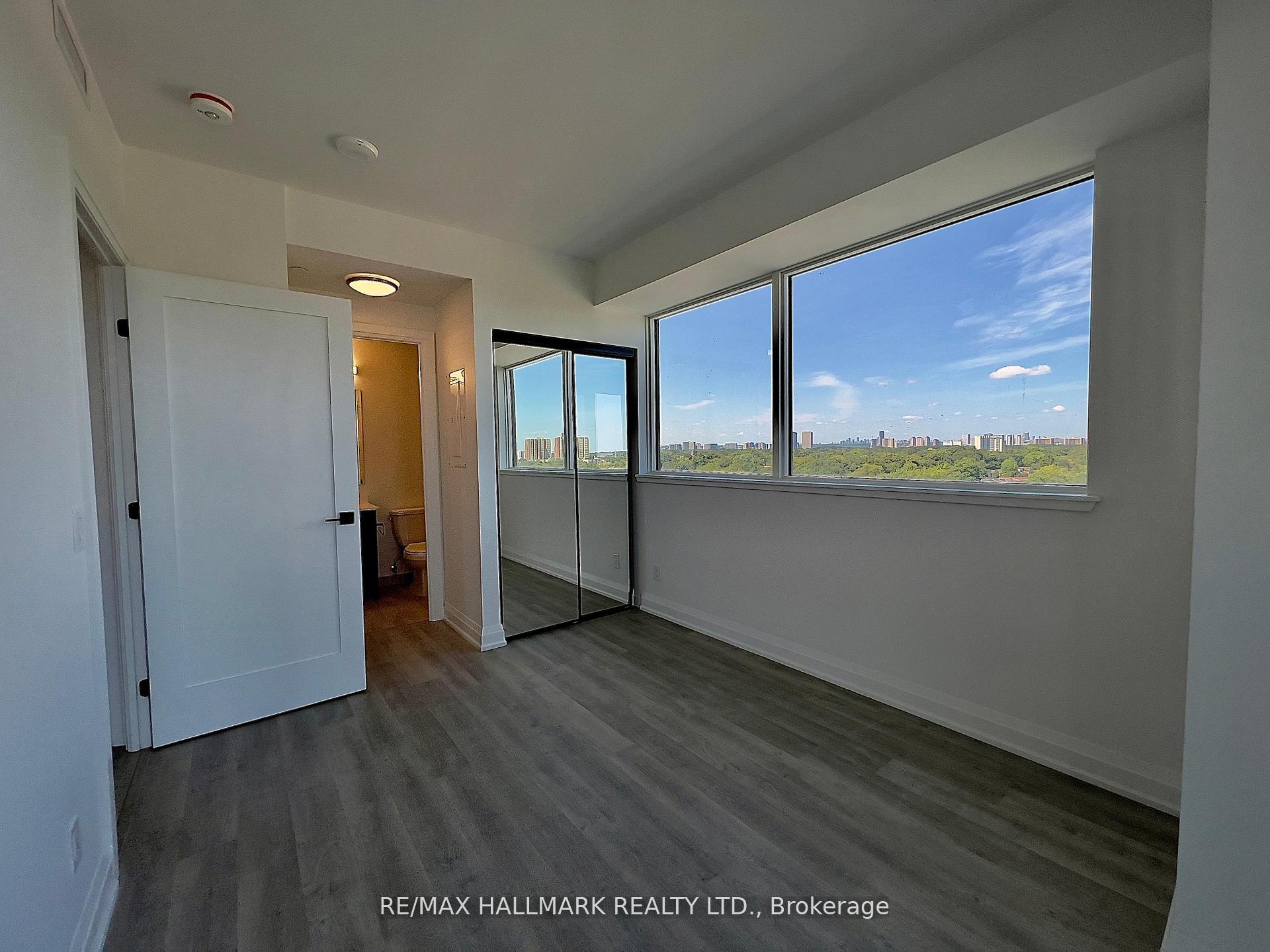Photo 4 of Unit 905, 2369 Danforth Avenue, Toronto, East End-Danforth — HOMEH