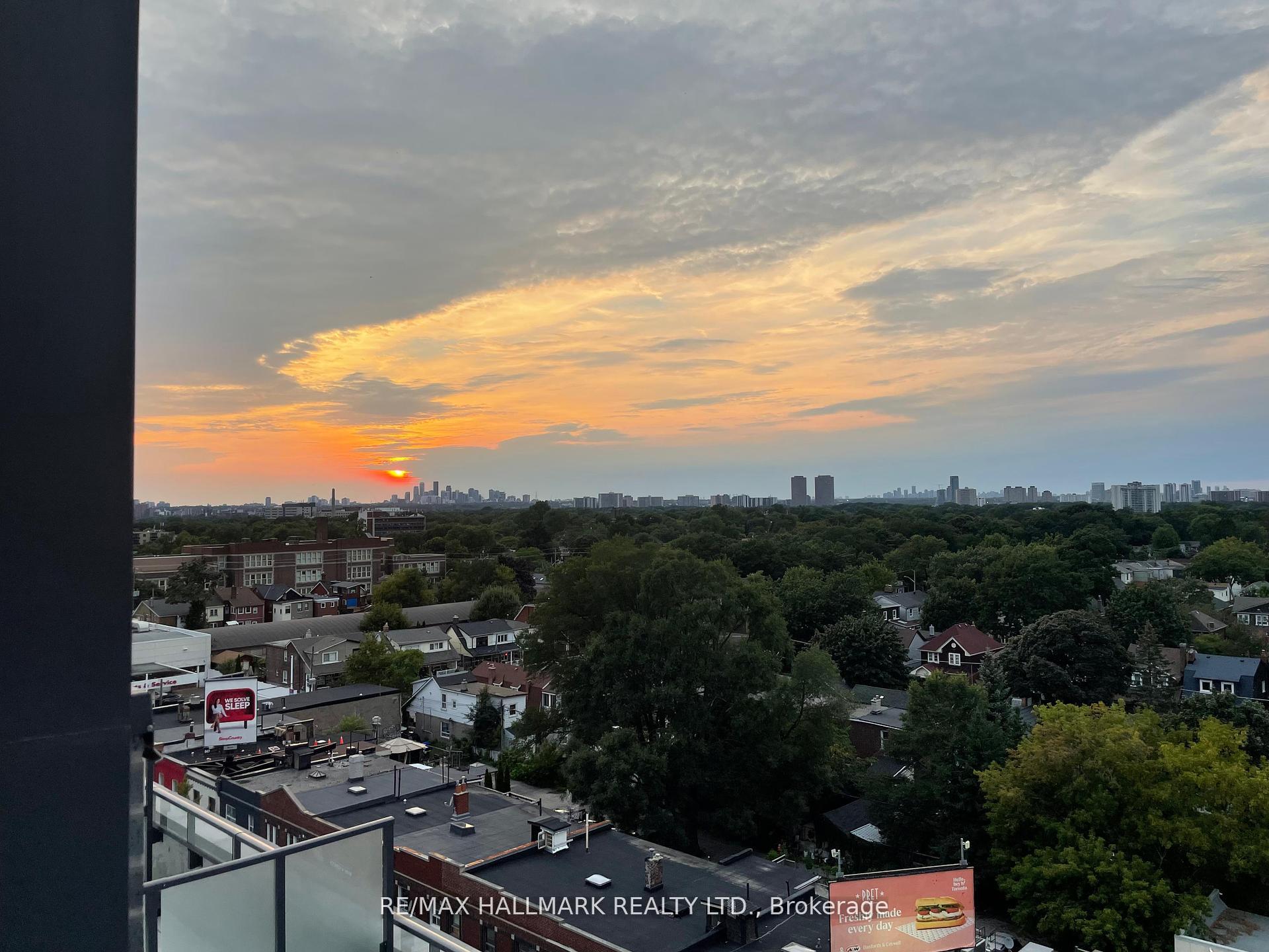Photo 12 of Unit 905, 2369 Danforth Avenue, Toronto, East End-Danforth — HOMEH
