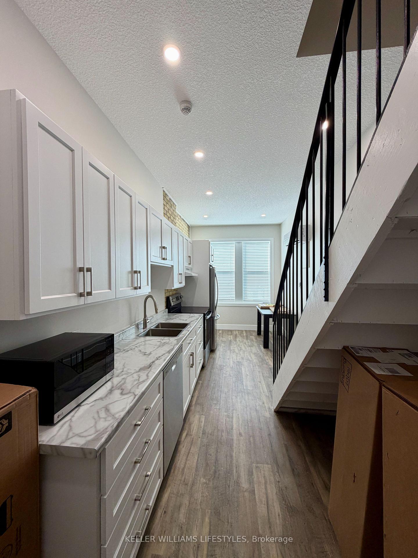 Photo 9 of Unit 1, 537 Talbot Street, St. Thomas — HOMEH
