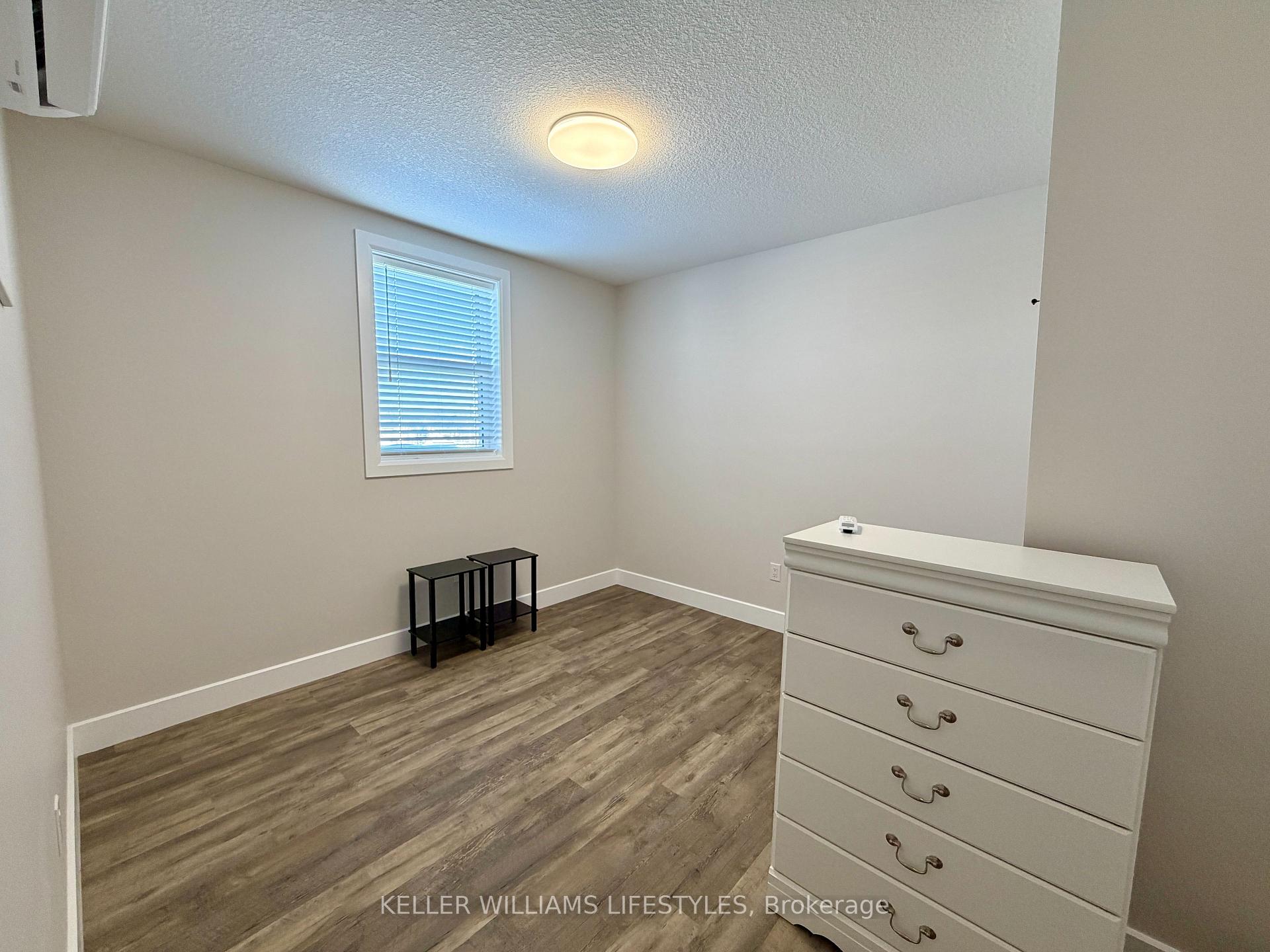 Photo 13 of Unit 1, 537 Talbot Street, St. Thomas — HOMEH
