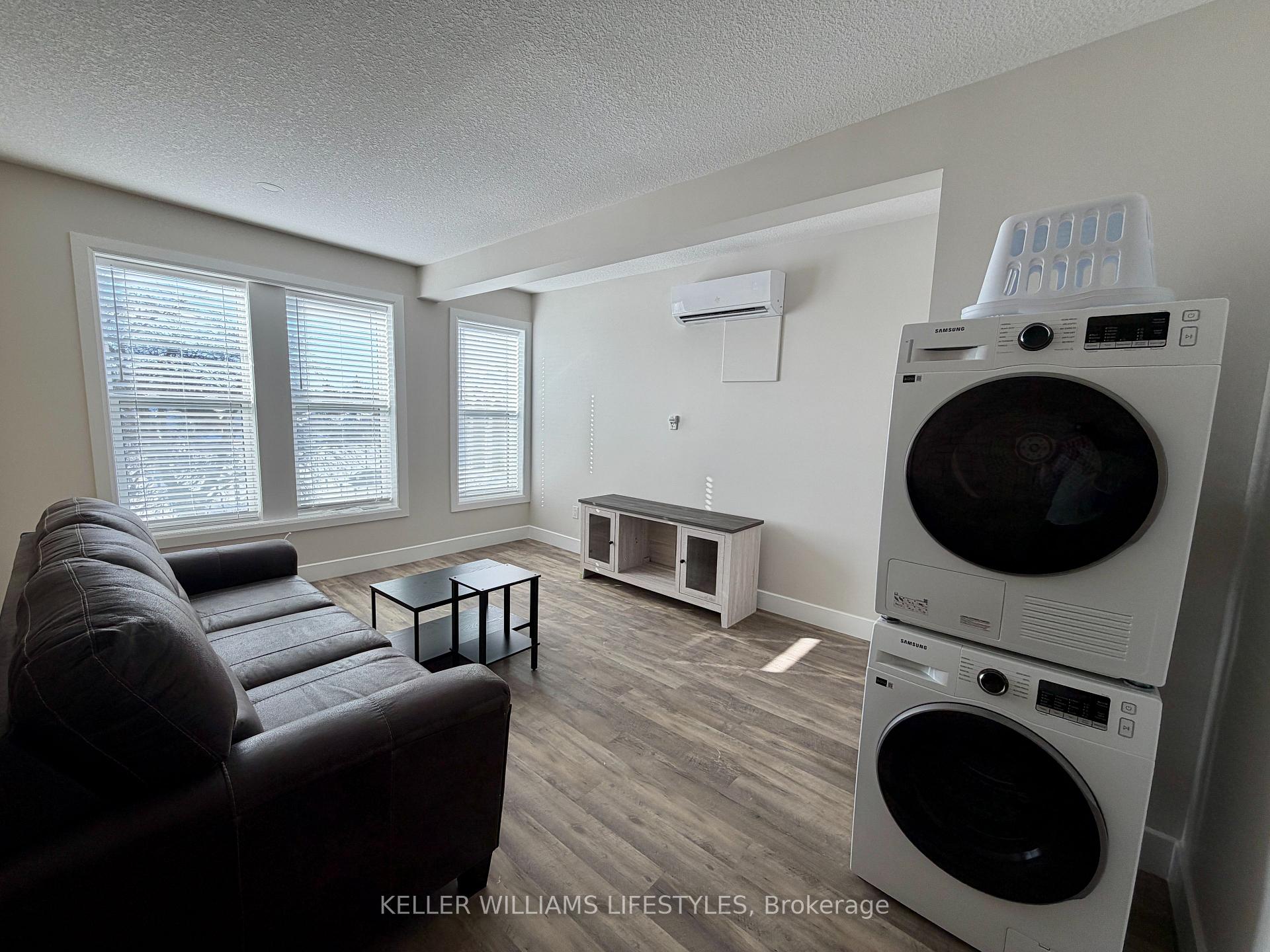 Photo 19 of Unit 1, 537 Talbot Street, St. Thomas — HOMEH