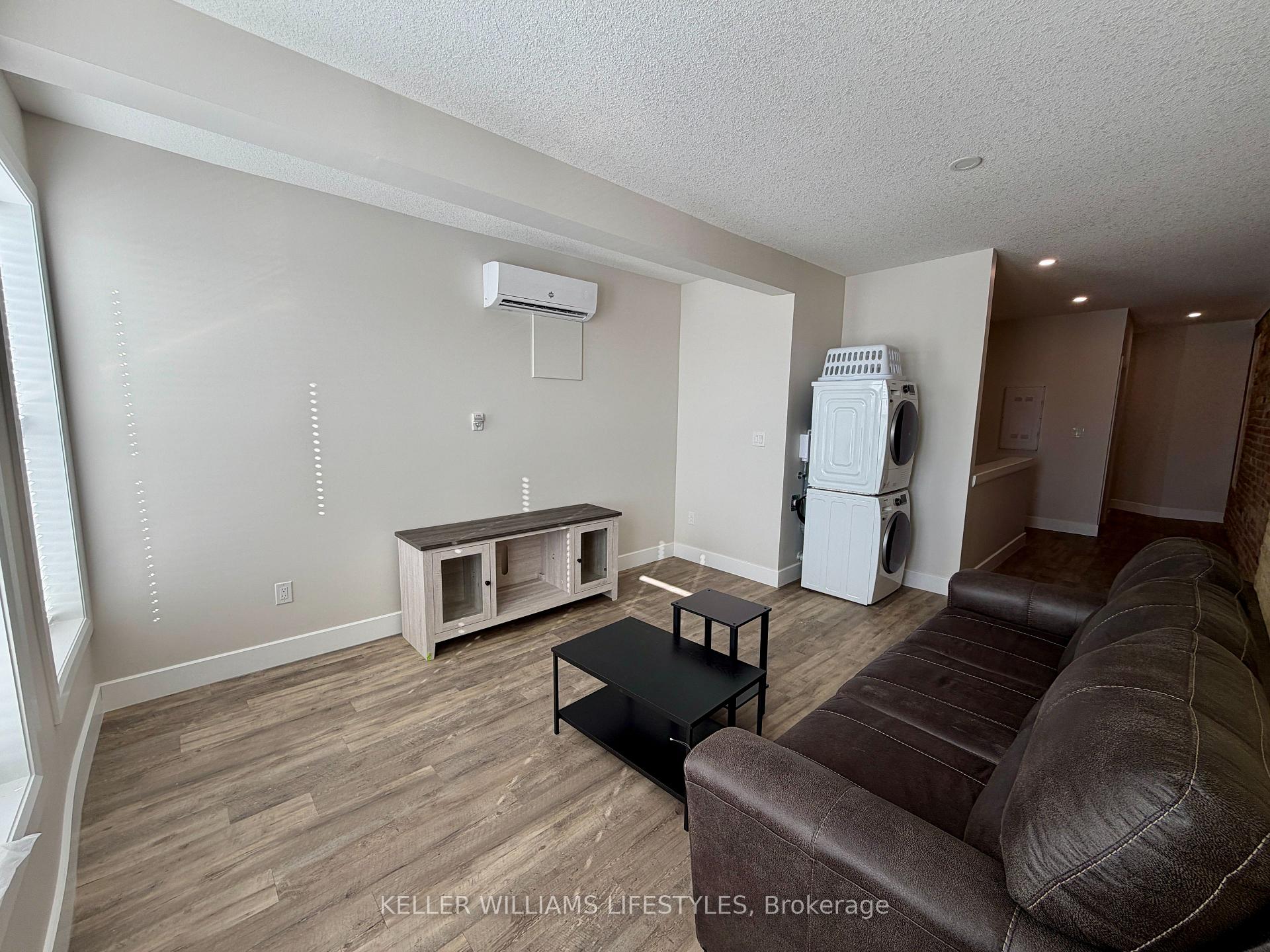 Photo 21 of Unit 1, 537 Talbot Street, St. Thomas — HOMEH
