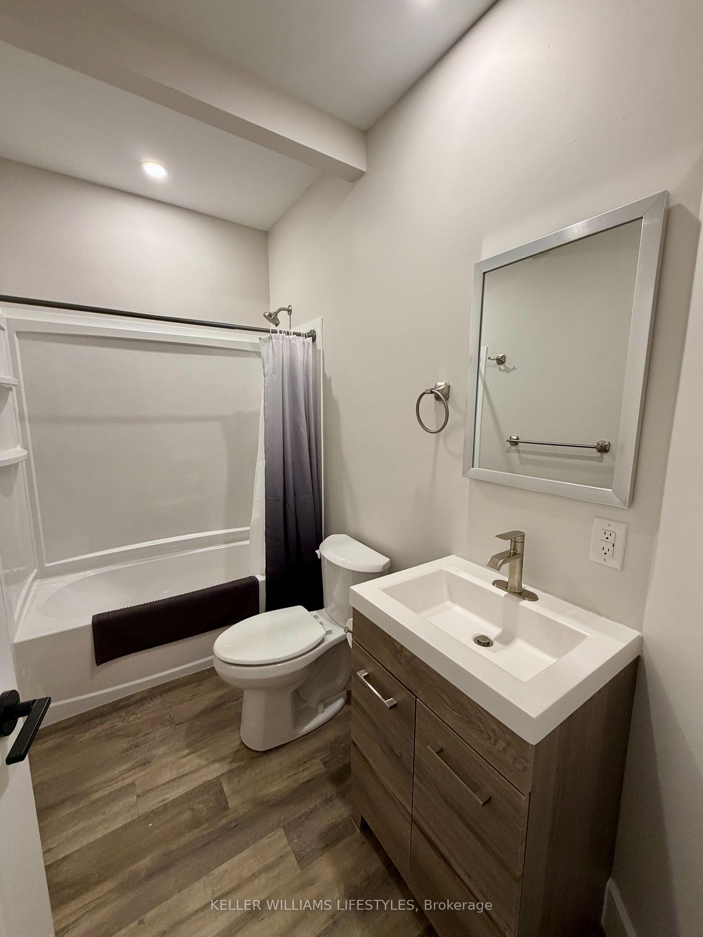 Photo 17 of Unit 1, 537 Talbot Street, St. Thomas — HOMEH