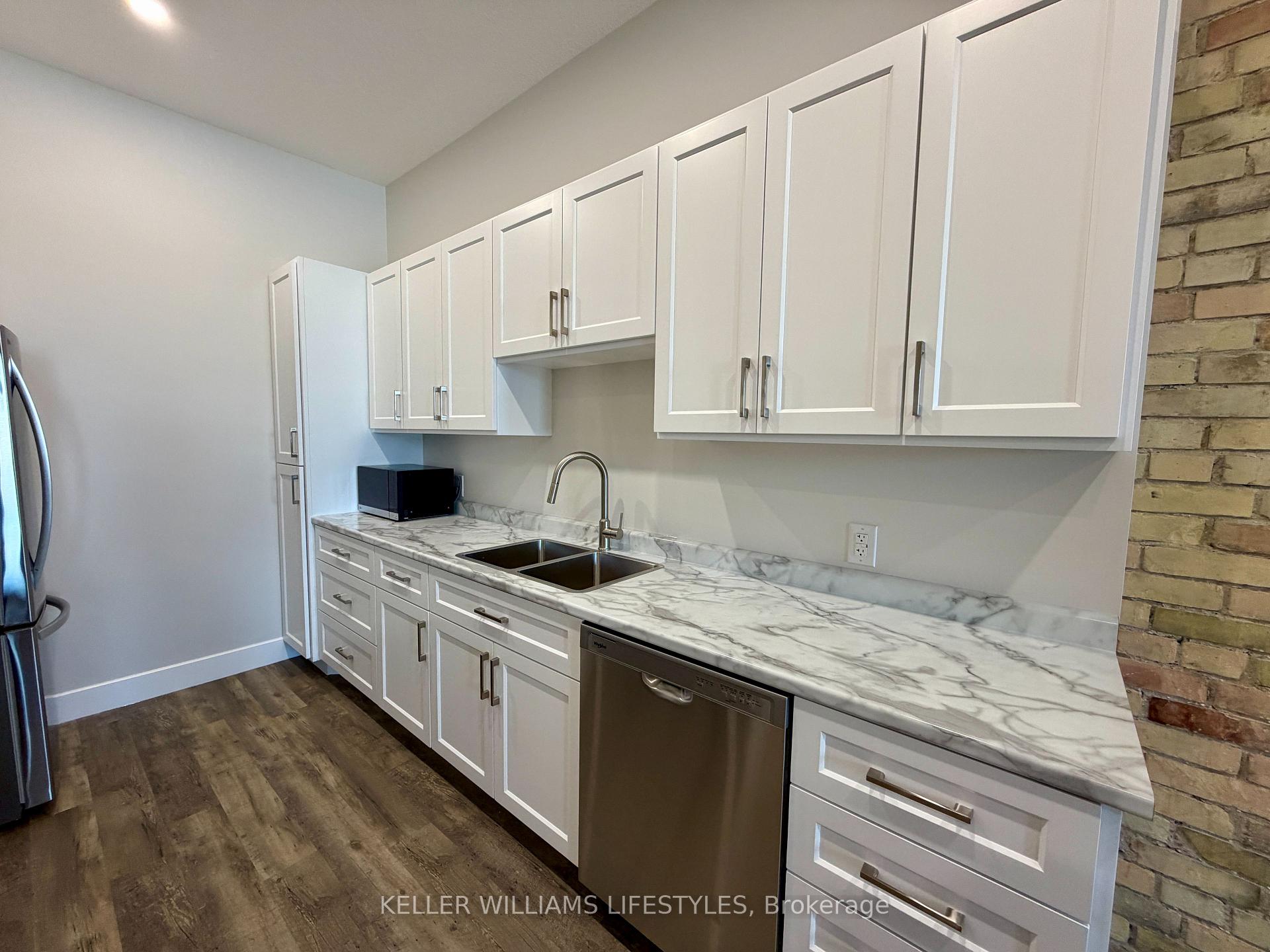 Photo 10 of Unit 3, 537 Talbot Street, St. Thomas — HOMEH