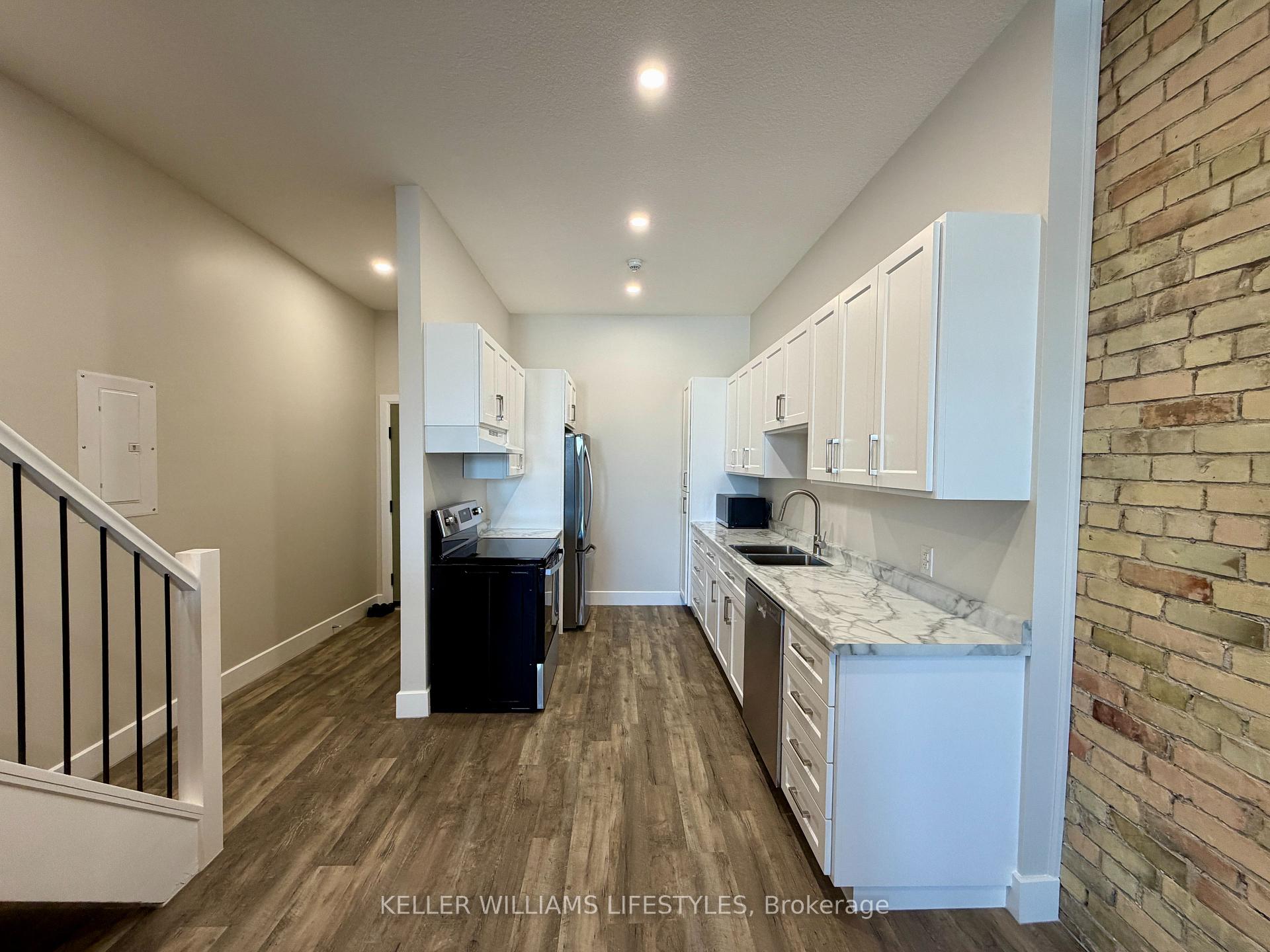 Photo 13 of Unit 3, 537 Talbot Street, St. Thomas — HOMEH