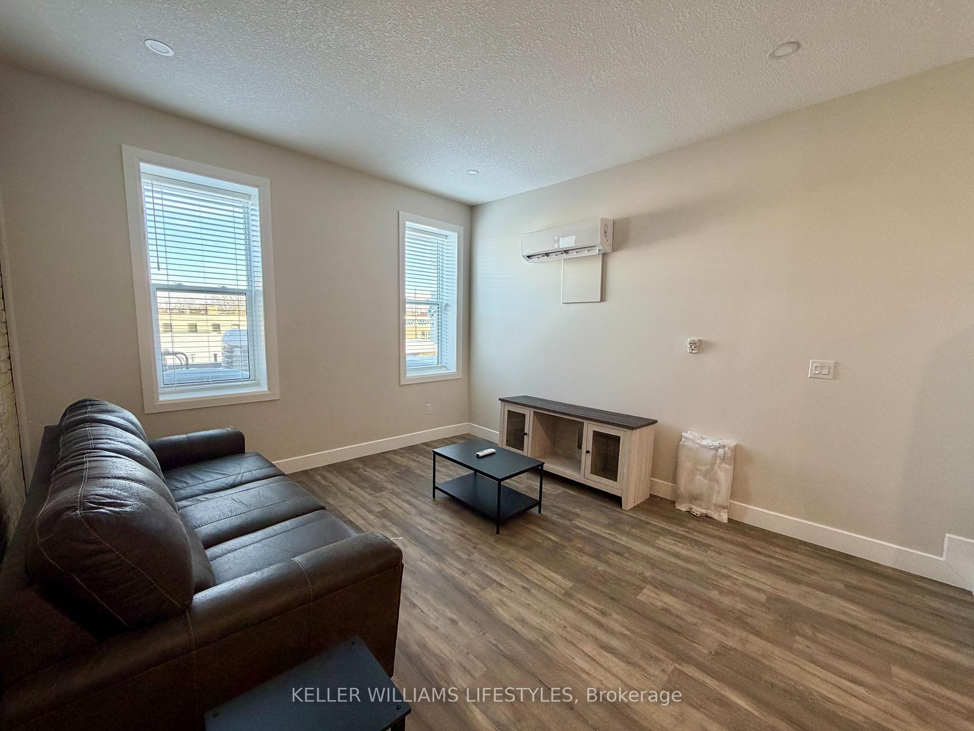 Photo 15 of Unit 3, 537 Talbot Street, St. Thomas — HOMEH