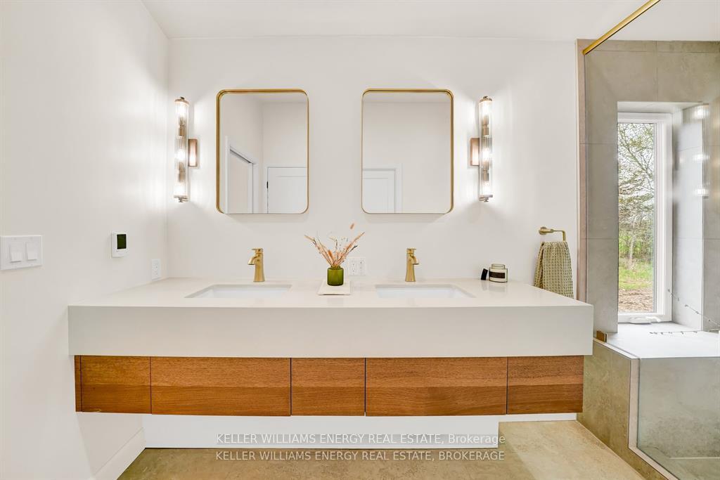 Photo 16 of 1032 Burr Road, Prince Edward County, Hillier Ward — HOMEH