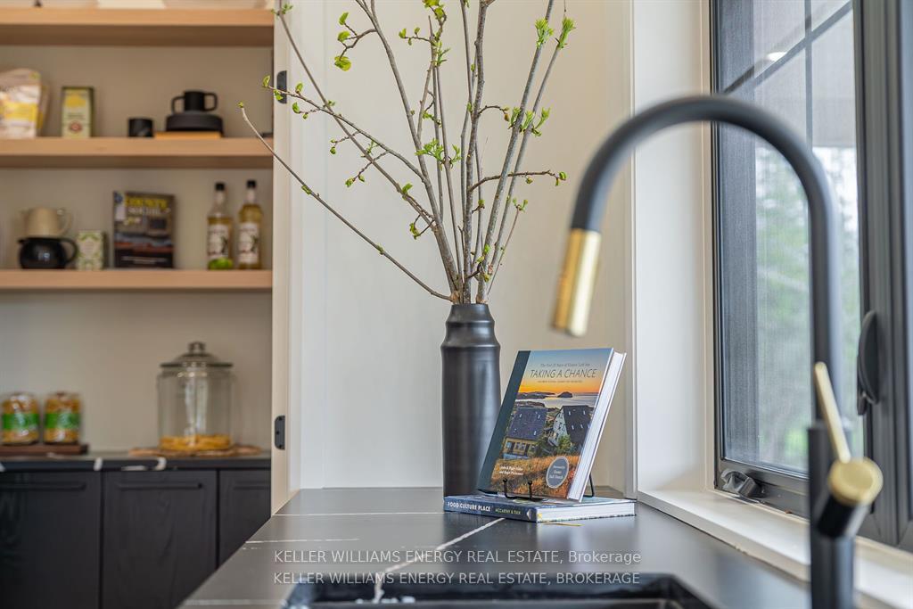 Photo 27 of 1032 Burr Road, Prince Edward County, Hillier Ward — HOMEH