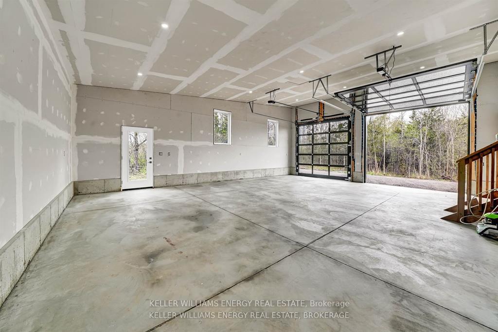 Photo 40 of 1032 Burr Road, Prince Edward County, Hillier Ward — HOMEH