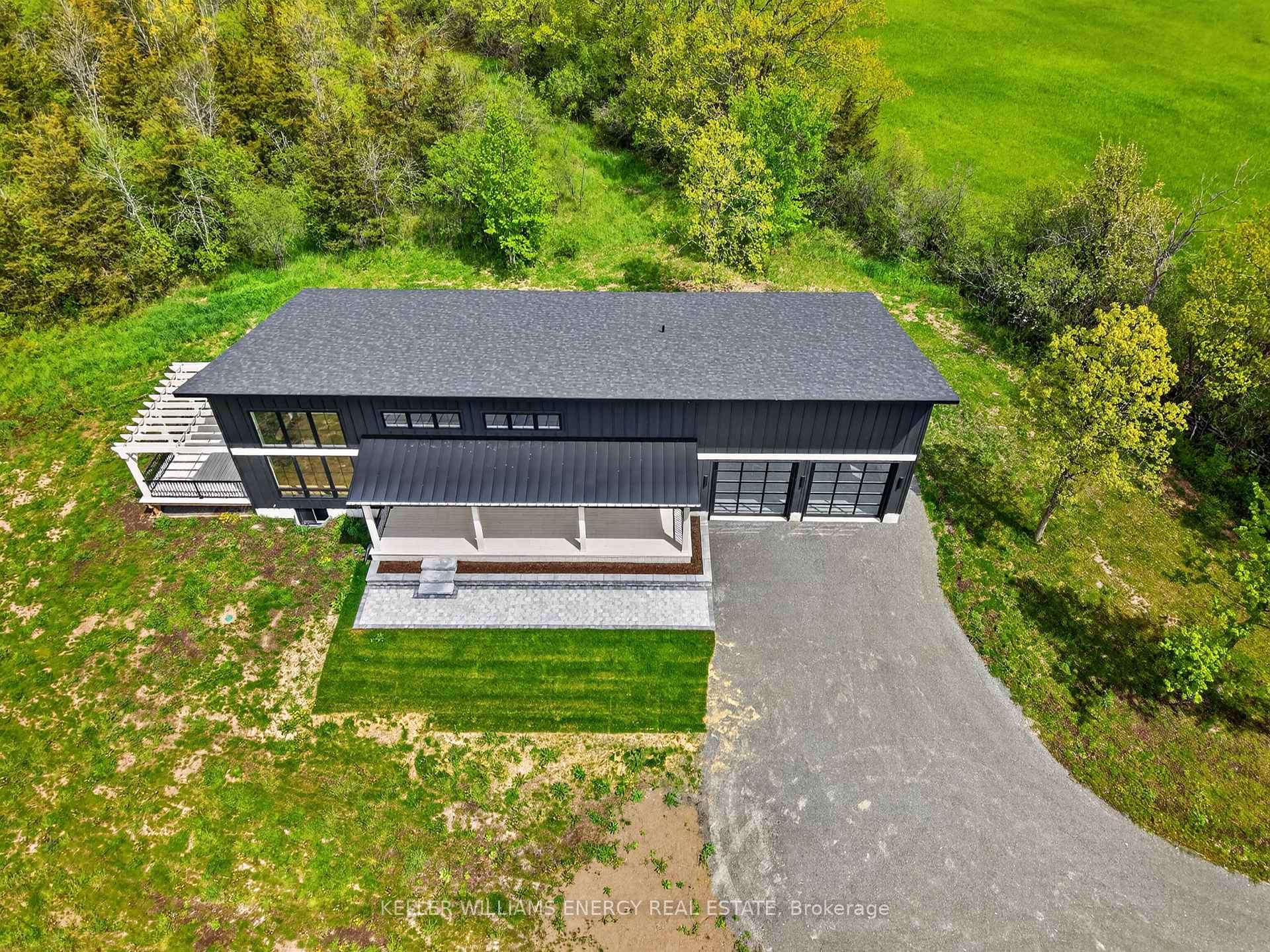 Photo 49 of 1032 Burr Road, Prince Edward County, Hillier Ward — HOMEH