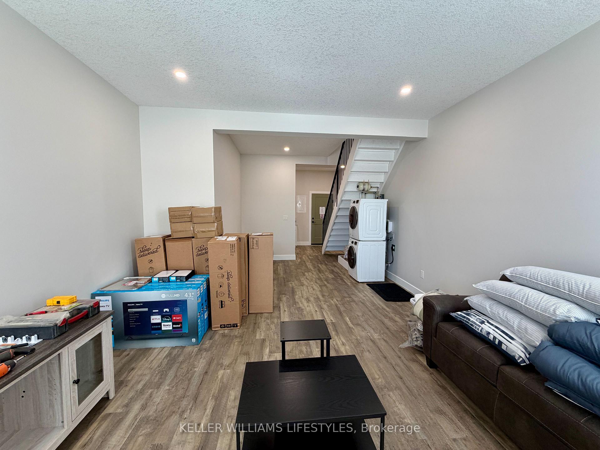 Photo 16 of Unit 6, 537 Talbot Street, St. Thomas — HOMEH