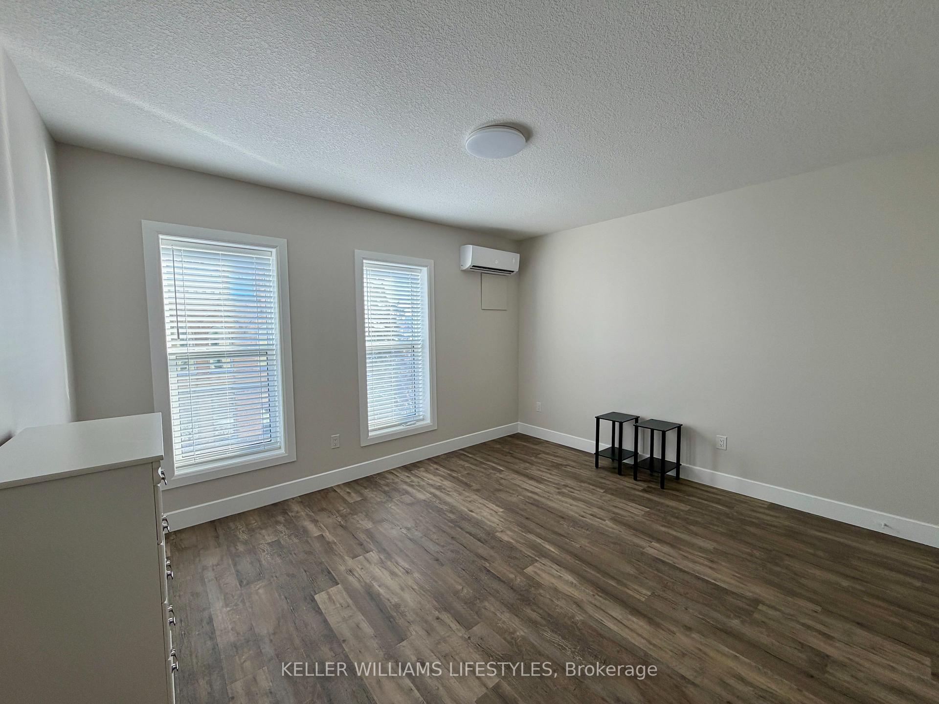 Photo 16 of Unit 7, 537 Talbot Street, St. Thomas — HOMEH