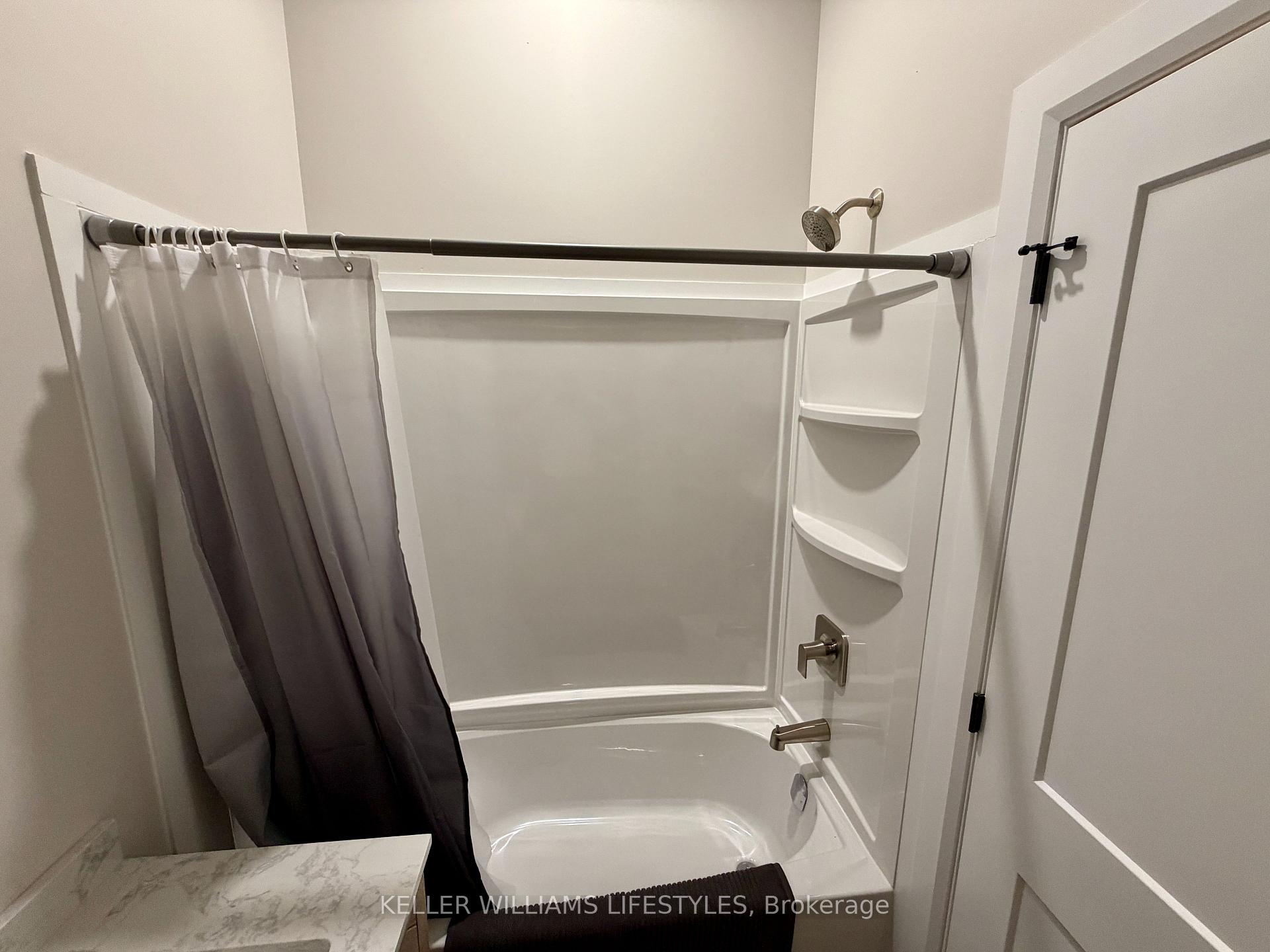 Photo 15 of Unit 11, 537 Talbot Street, St. Thomas — HOMEH