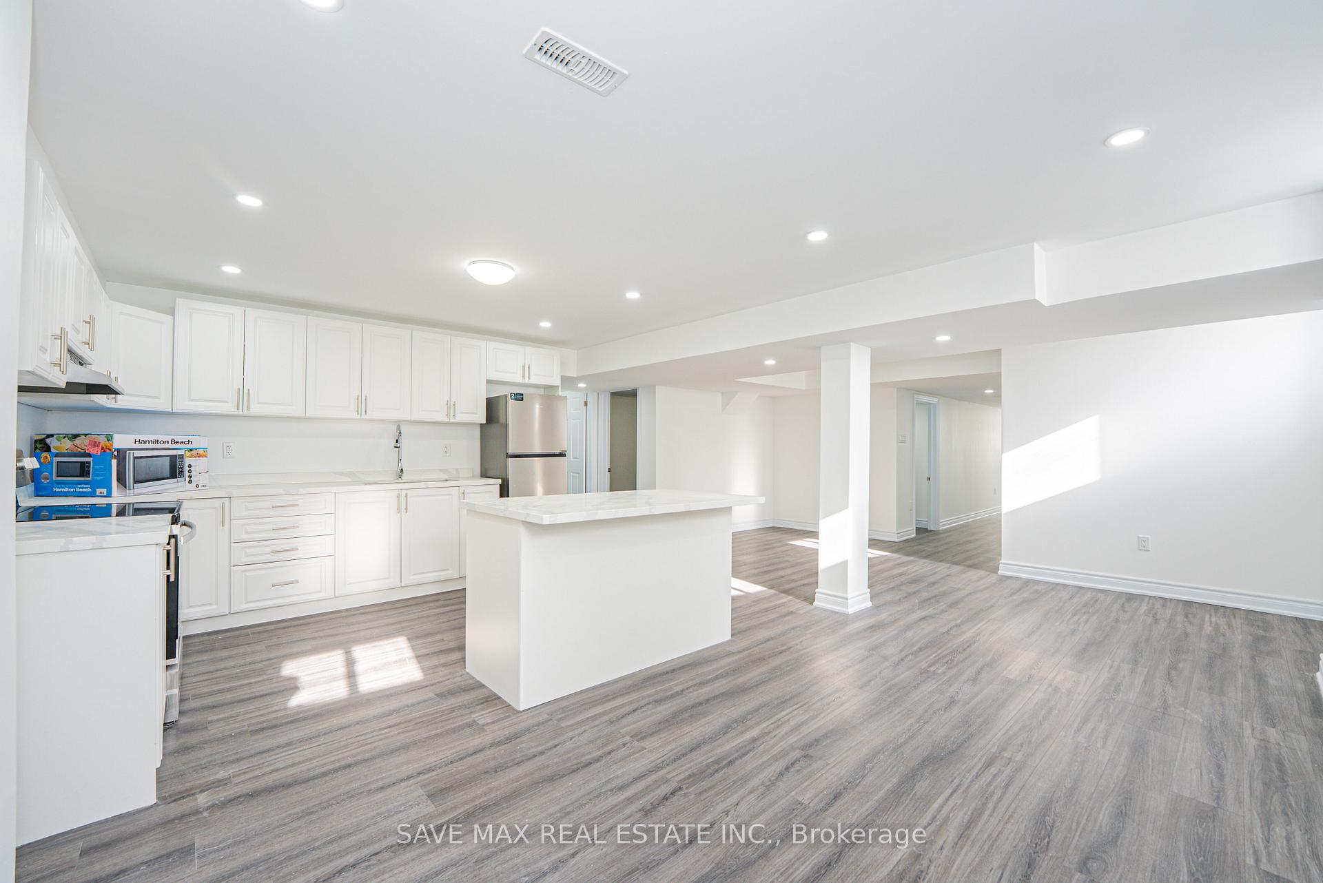 Photo 7 of Unit Basement, 146 Cranbrook Crescent, Vaughan, Kleinburg — HOMEH