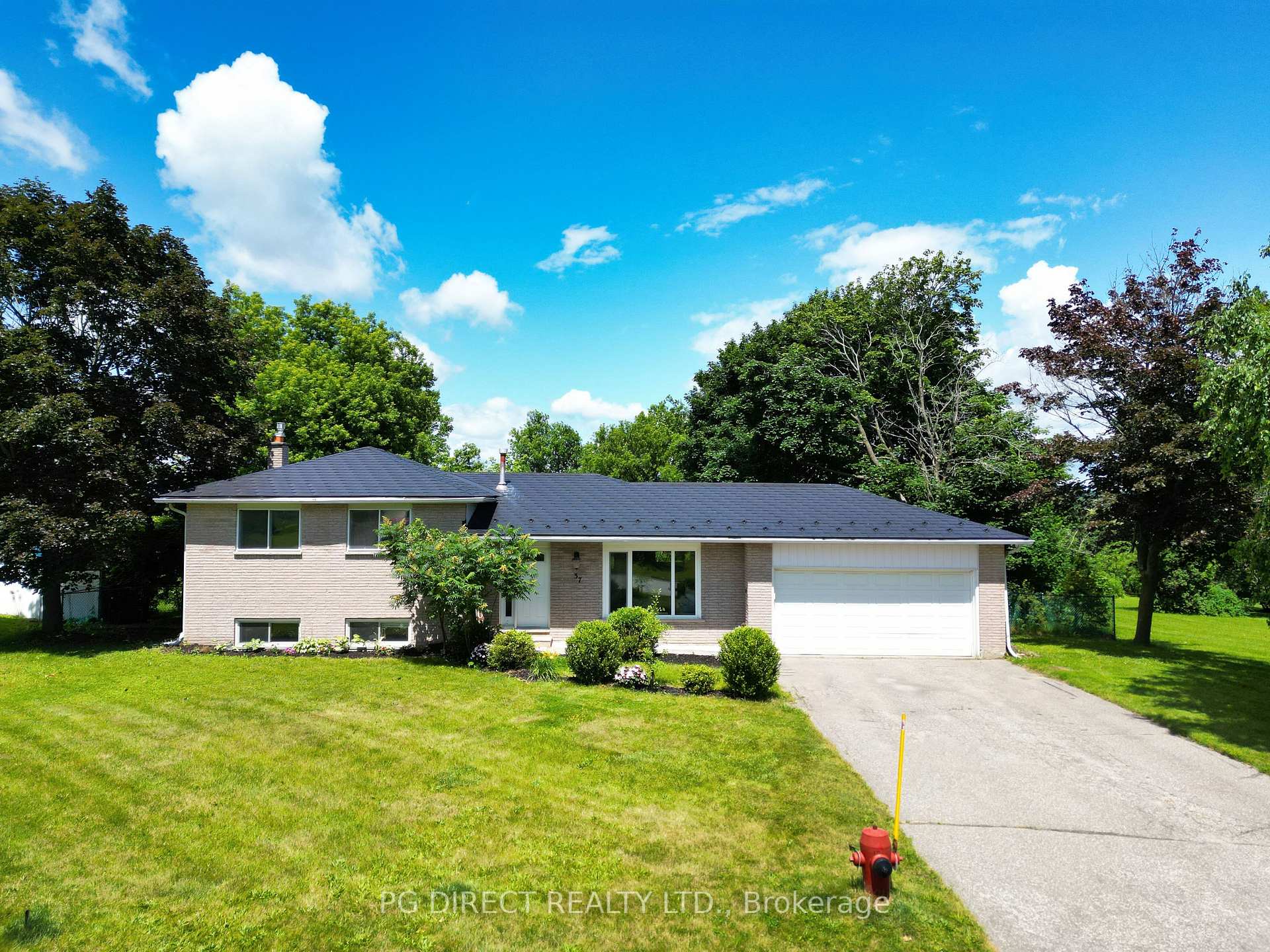 Photo 2 of 37 Erin Heights Drive, Erin — HOMEH