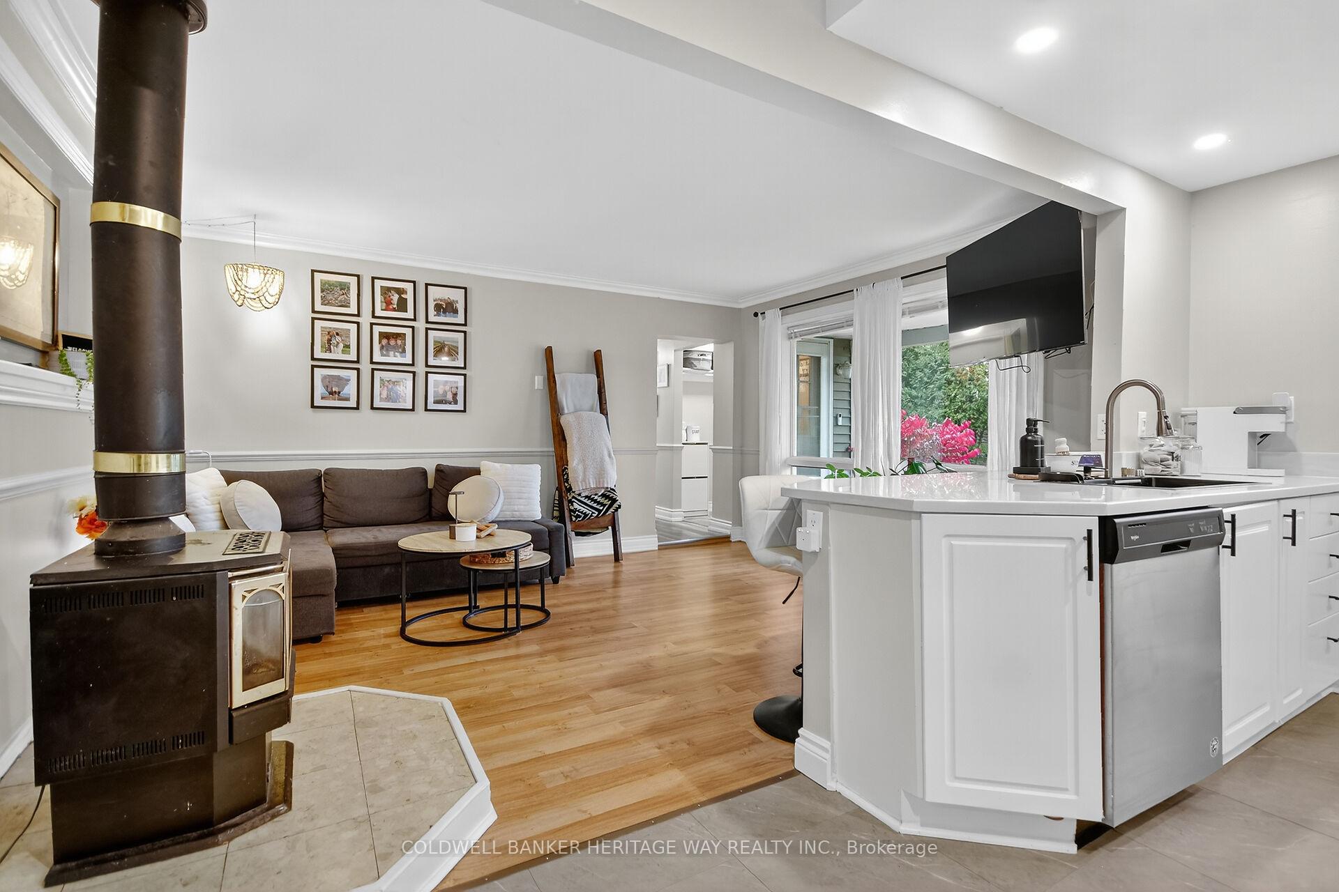 Photo 19 of 110 Elm Avenue, Beckwith, Beckwith Twp — HOMEH