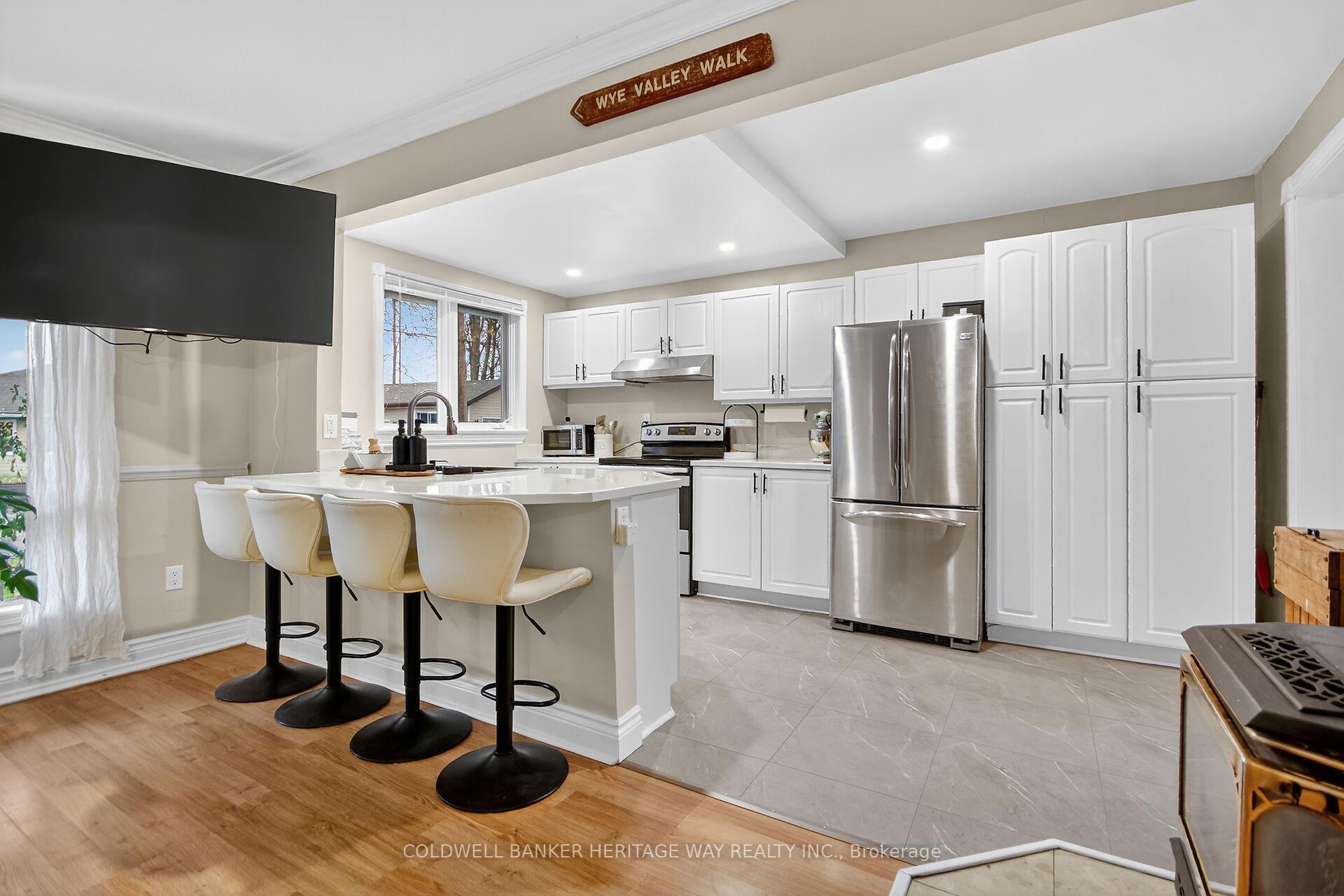Photo 32 of 110 Elm Avenue, Beckwith, Beckwith Twp — HOMEH