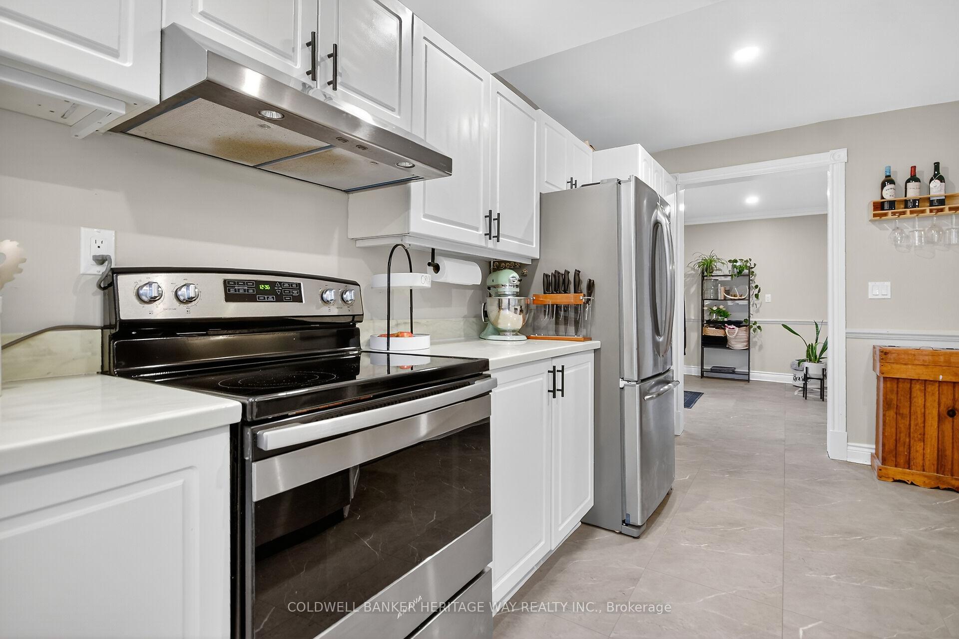 Photo 7 of 110 Elm Avenue, Beckwith, Beckwith Twp — HOMEH