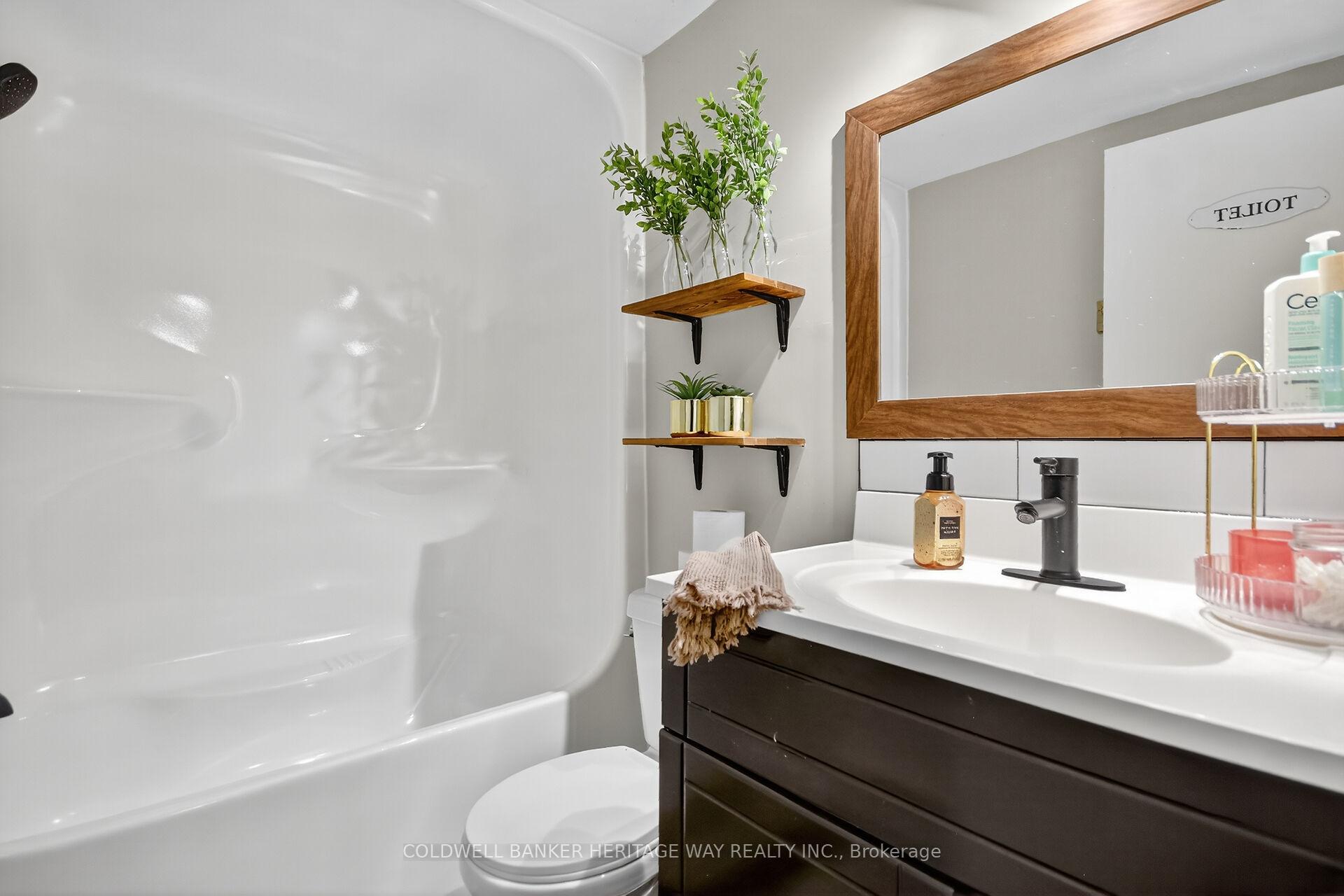 Photo 29 of 110 Elm Avenue, Beckwith, Beckwith Twp — HOMEH
